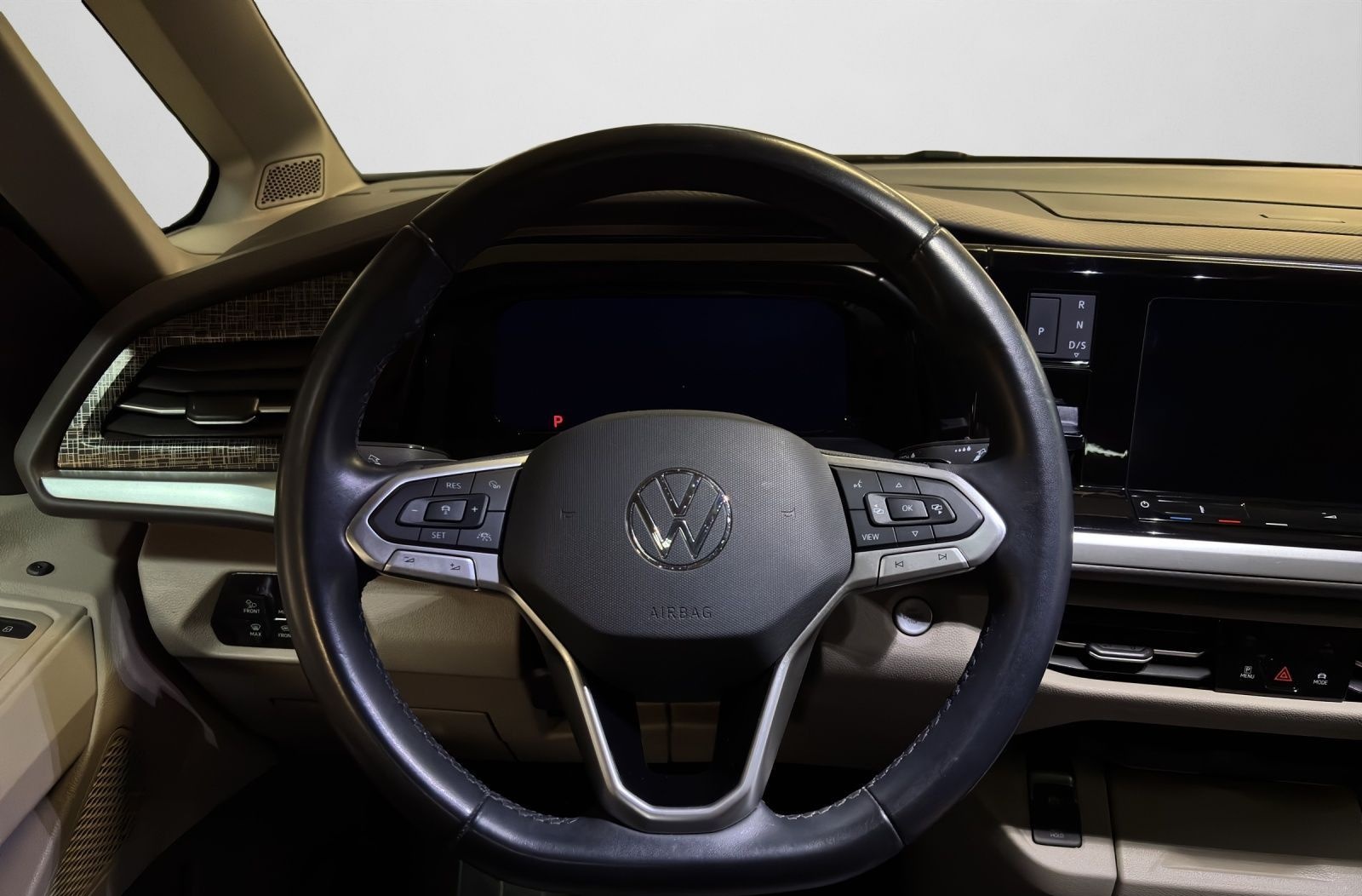 Volkswagen T7 Multivan LÜ 1.4eHybrid Energetic MATRIX PANO foto 9