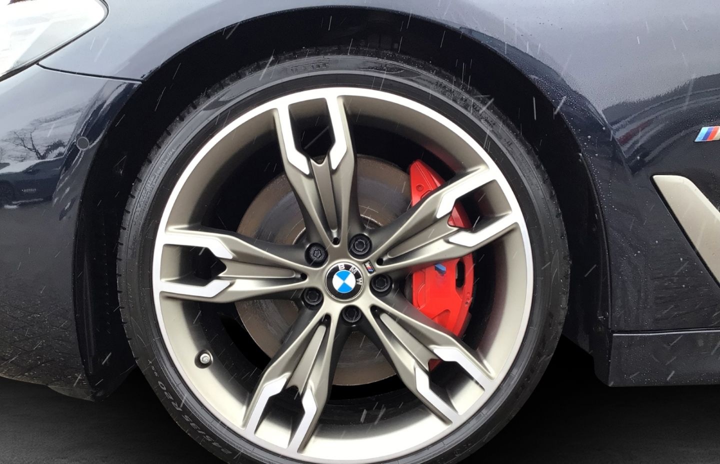 BMW M550 i xDrive AHK/ACC/GSD/Standhzg/BowersWilkins foto 14