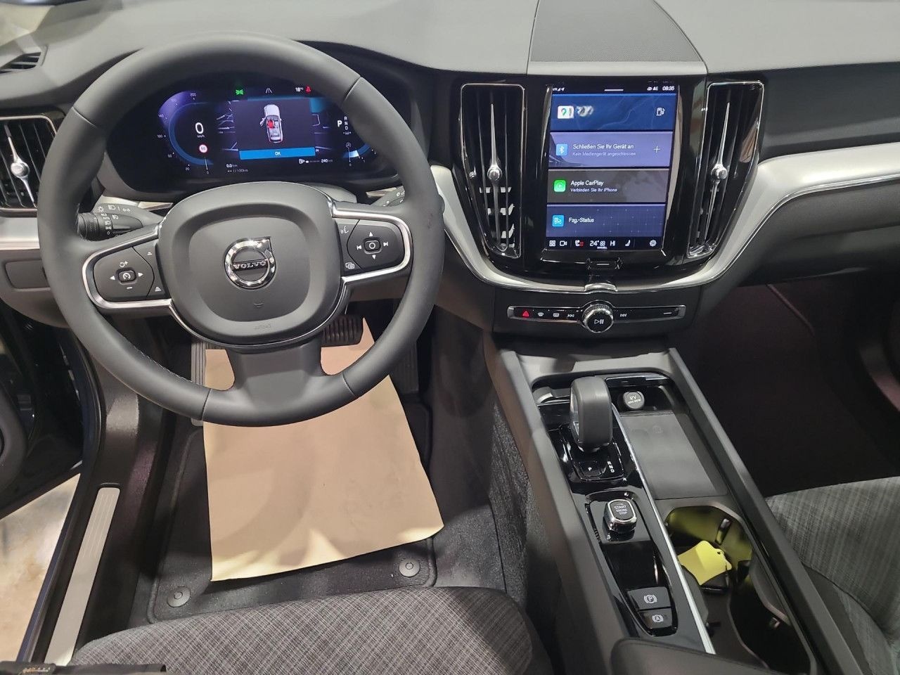 Volvo XC 60 Core 2WD Bluetooth Navi LED Klima foto 13