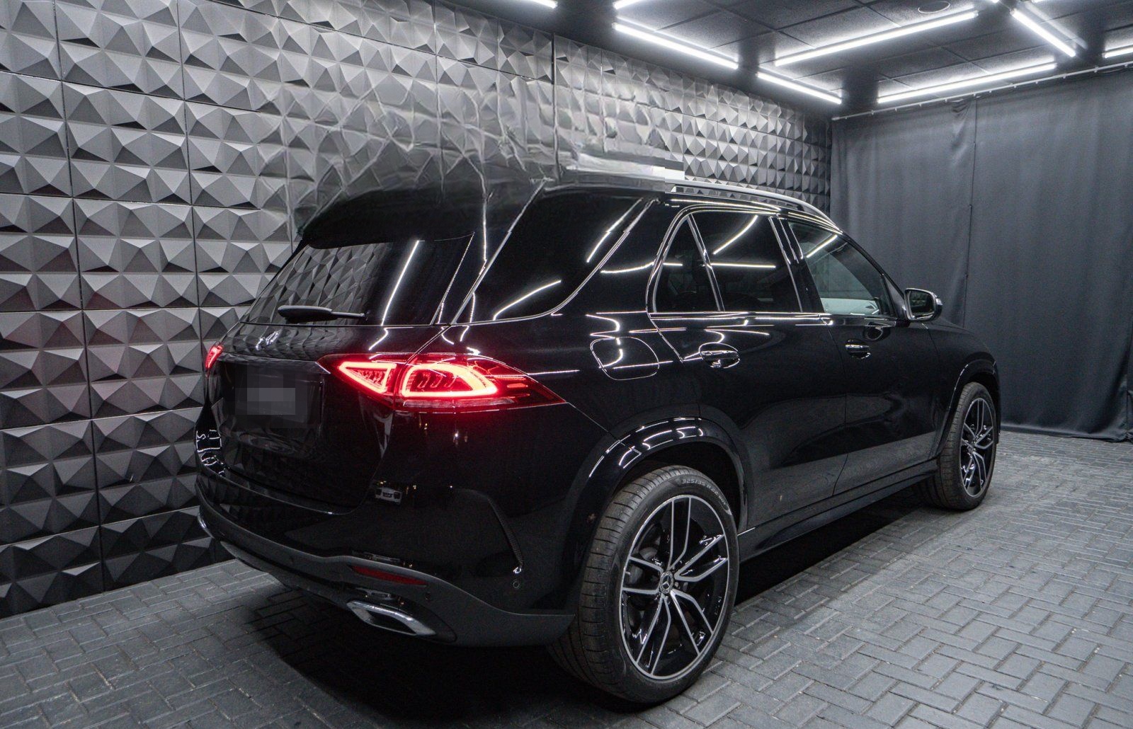 Mercedes-Benz GLE 400d AMG 4Matic Airmatic Pano foto 11
