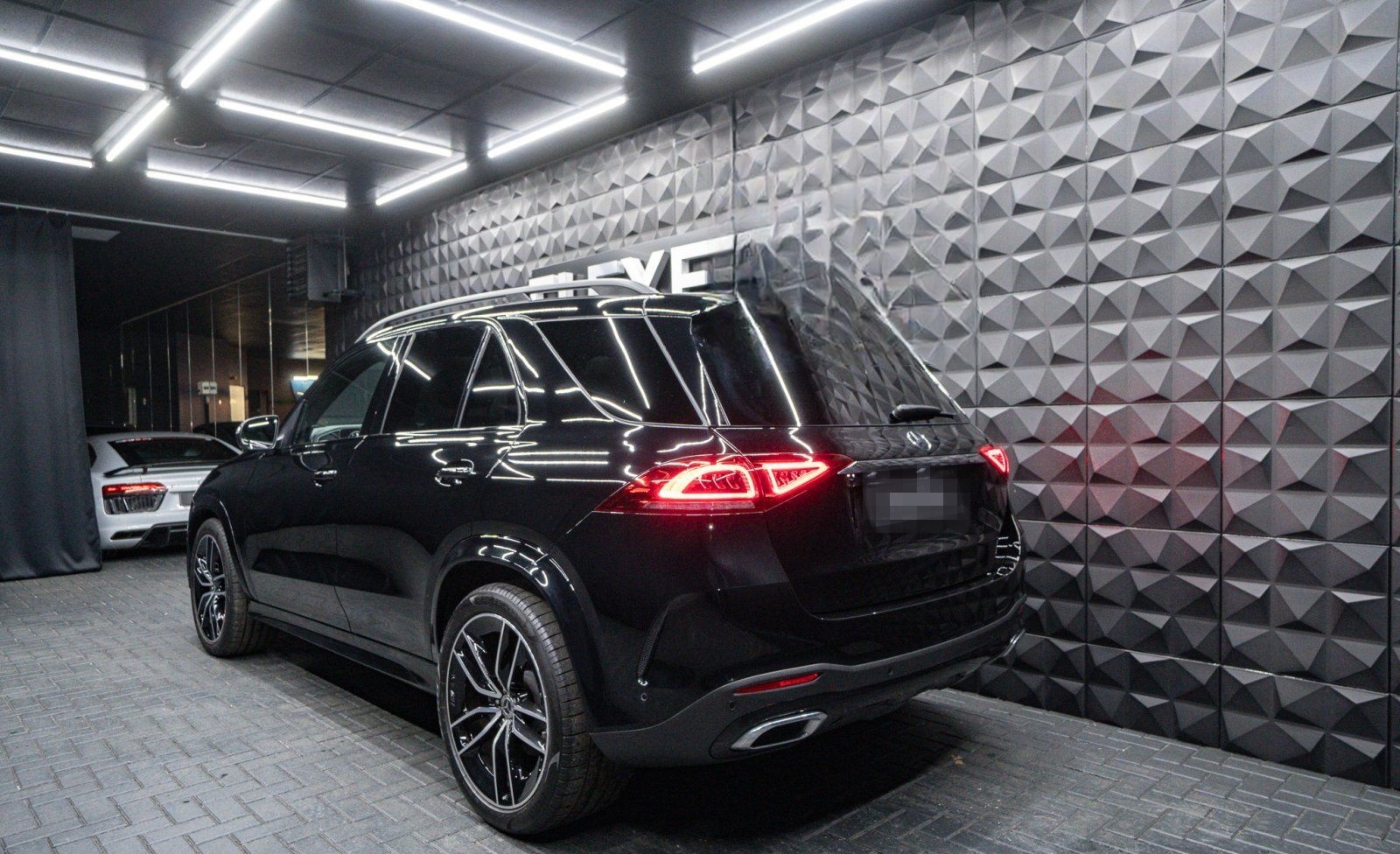 Mercedes-Benz GLE 400d AMG 4Matic Airmatic Pano foto 6