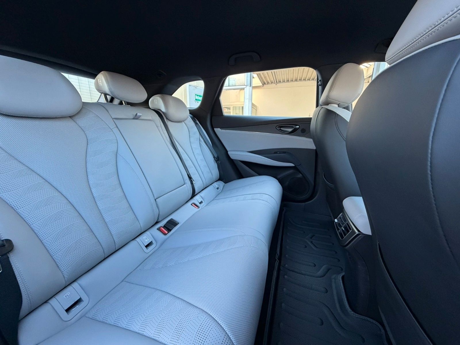 BYD SEAL 6 DM-i Touring Boost 1.5 Tageszulassung foto 15