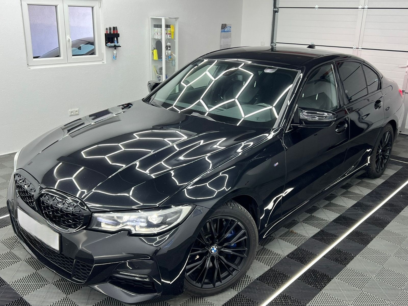 BMW 330i xDrive M-SPORT/LIVE COC/HiFi/DEUTSCH foto 4