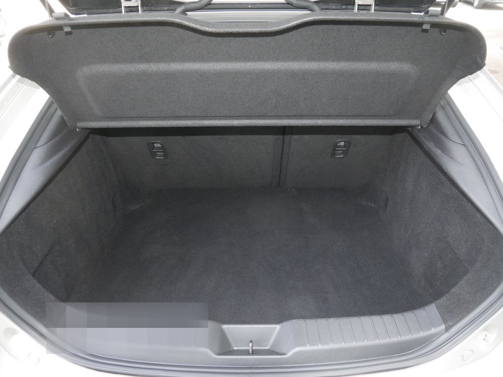 Mazda 3 e-SKYACTIV G 140 Exclusive-Line foto 21