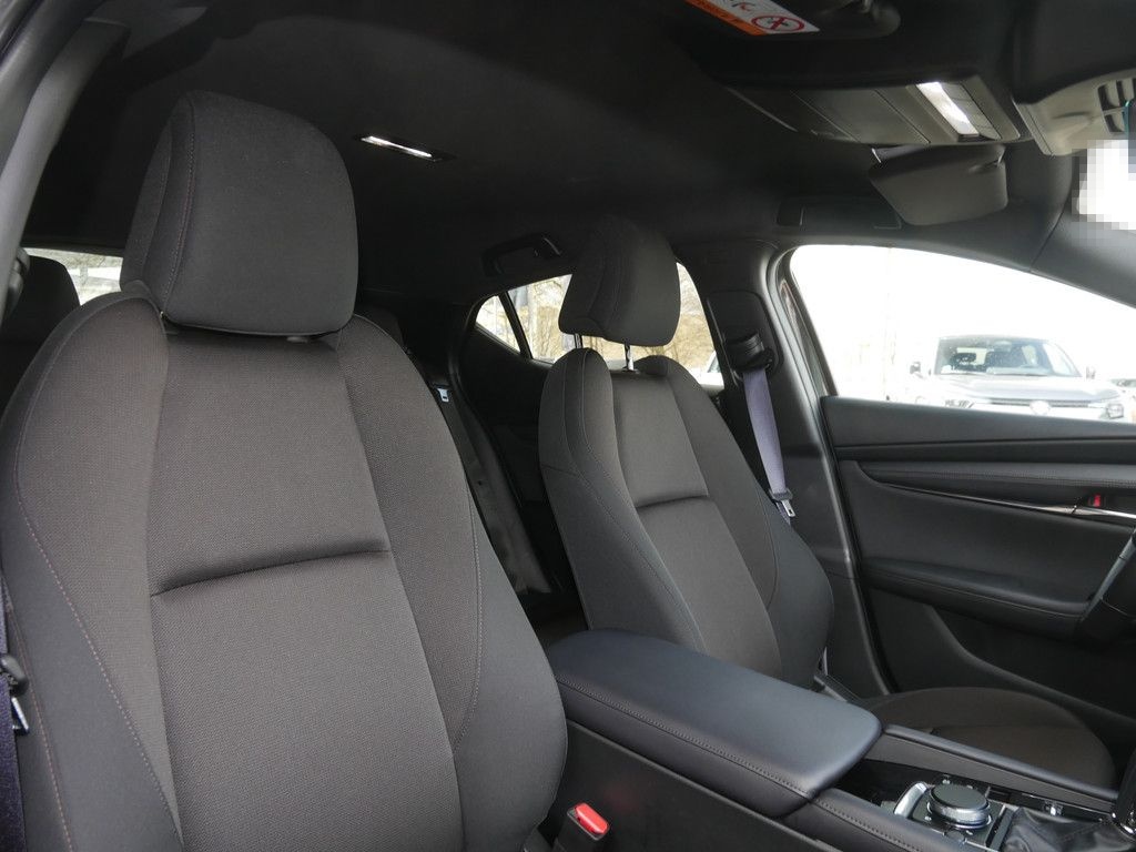 Mazda 3 e-SKYACTIV G 140 Center-Line foto 19