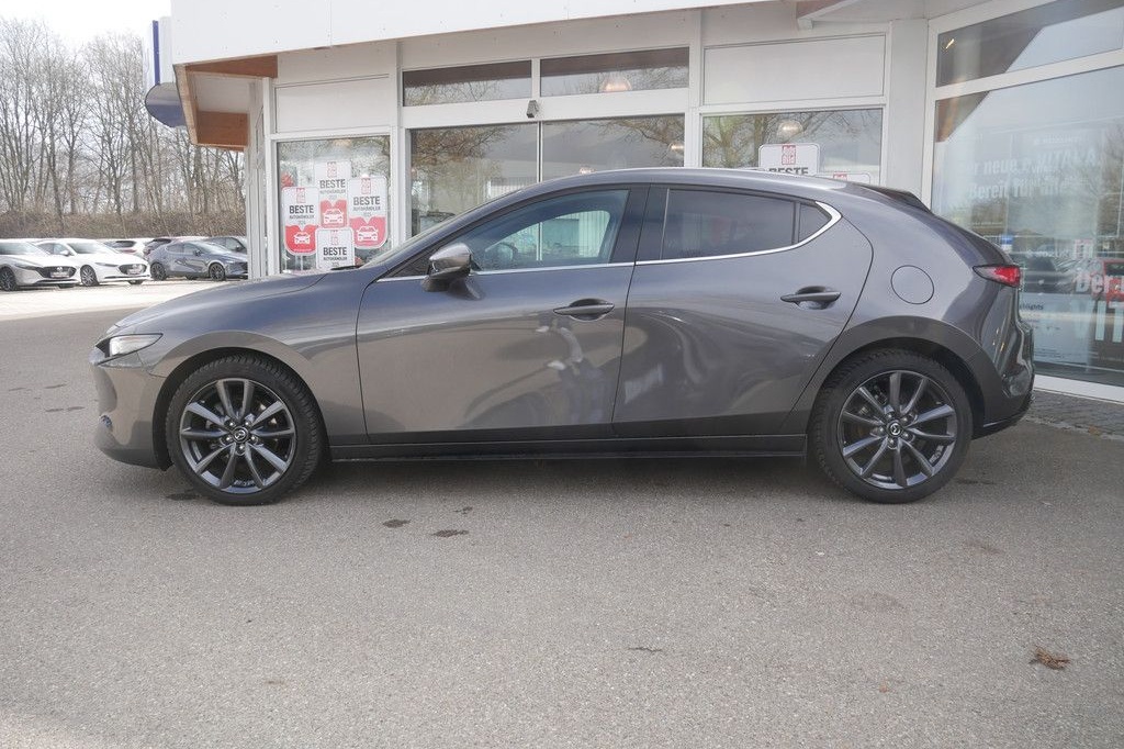 Mazda 3 e-SKYACTIV G 140 Center-Line foto 22