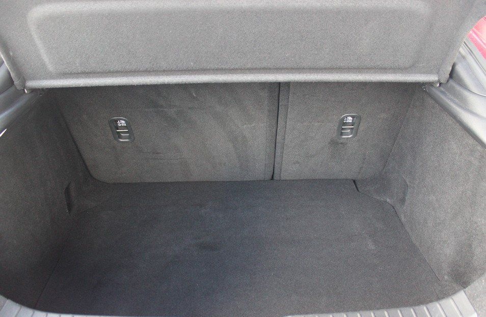 Mazda 3 M-Hybrid G-140 Exclusive-Line Allwetter NAVI 3 foto 9