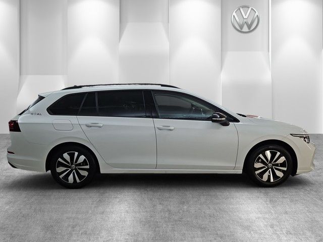Volkswagen Golf VIII Variant 1.5eTSI DSG Goal AHK REAR VIEW foto 15