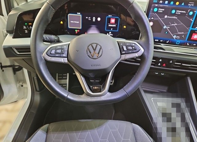 Volkswagen Golf VIII Variant 1.5eTSI DSG Goal AHK REAR VIEW foto 23