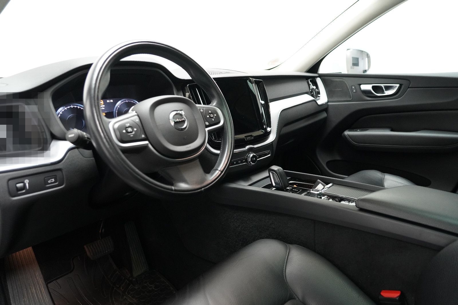 Volvo XC60 B4 D AWD MomentumPro R-Kamera H&K PANO DAB foto 13