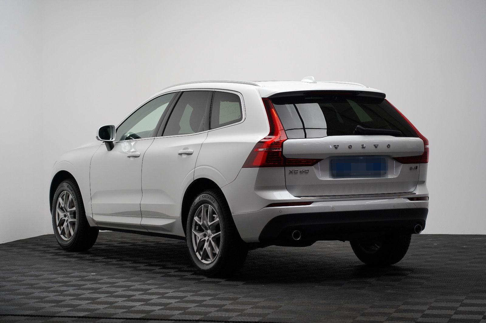Volvo XC60 B4 D AWD MomentumPro R-Kamera H&K PANO DAB foto 6