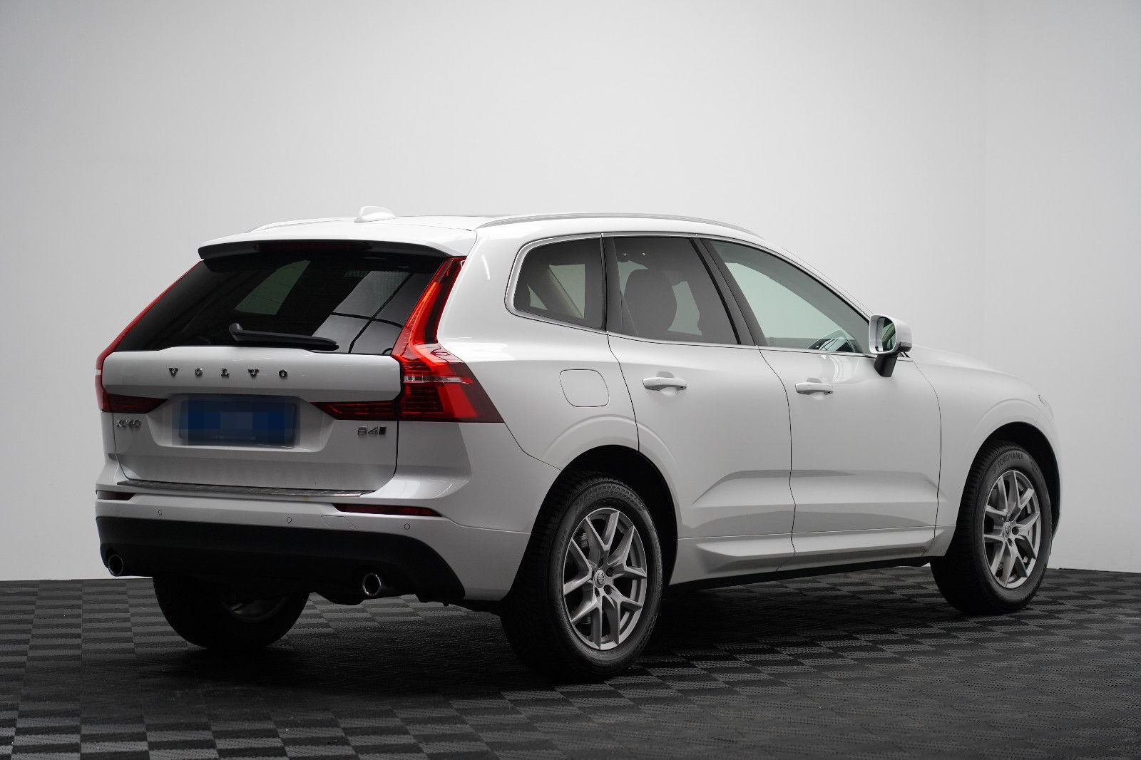 Volvo XC60 B4 D AWD MomentumPro R-Kamera H&K PANO DAB foto 8