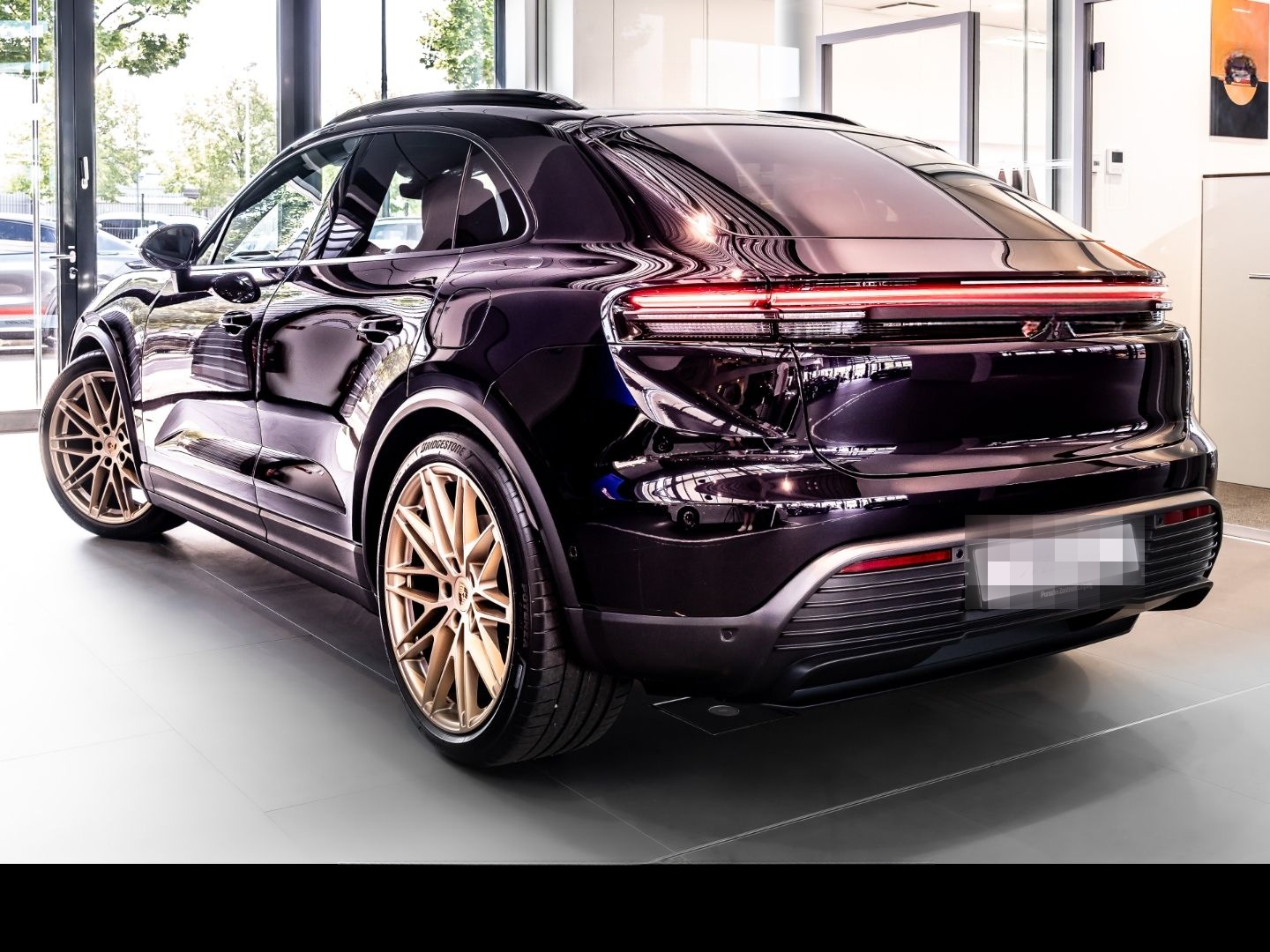 Porsche Macan 4 FnW-Violametallic Sitzklima Matrix 22Zol foto 3