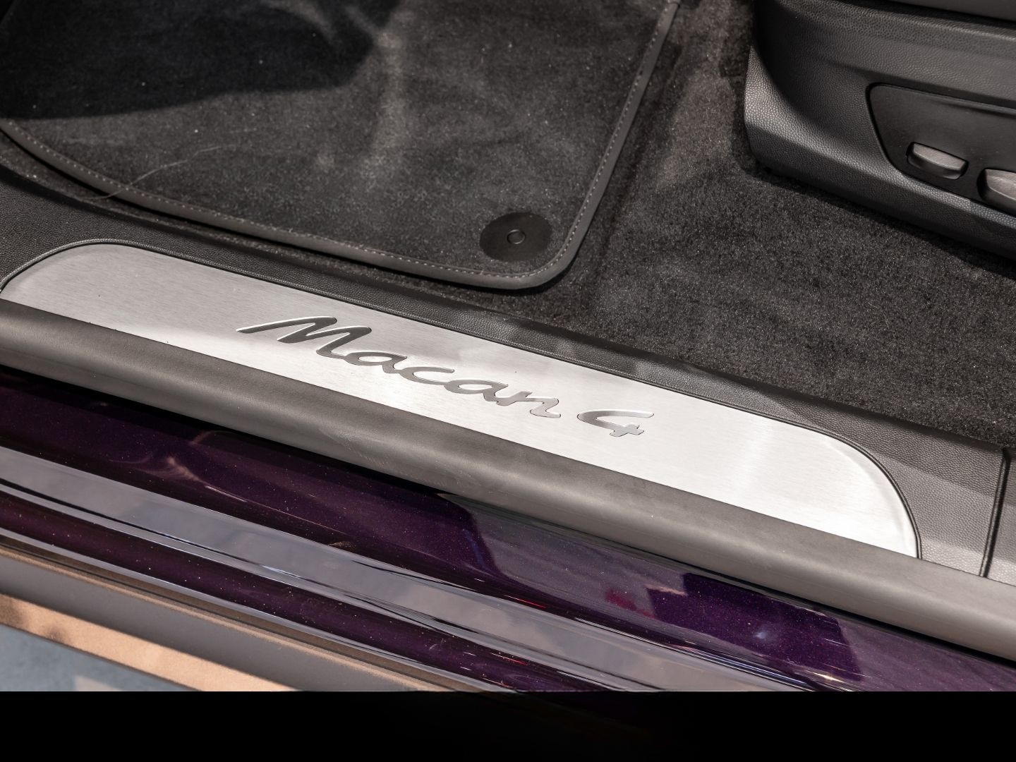 Porsche Macan 4 FnW-Violametallic Sitzklima Matrix 22Zol foto 22
