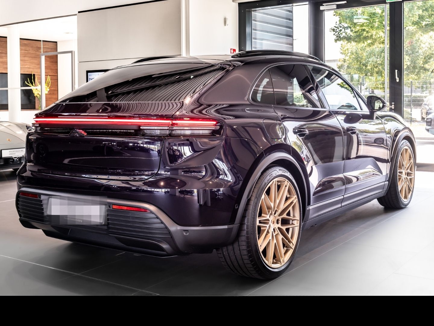 Porsche Macan 4 FnW-Violametallic Sitzklima Matrix 22Zol foto 8