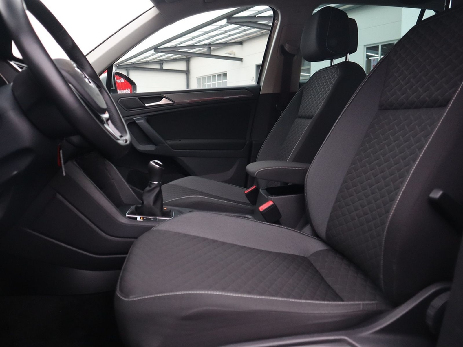 Volkswagen Tiguan 1.5 16V TSI Join LED Navi ACC PDC AHK foto 31