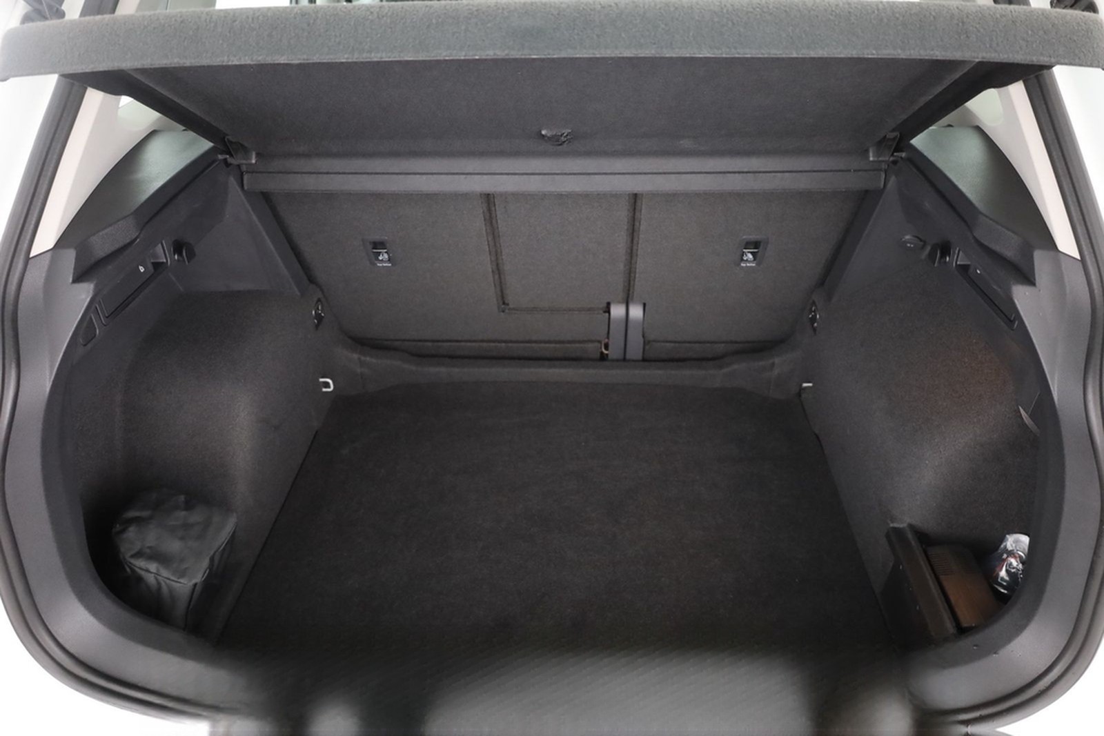 Volkswagen Tiguan 1.5 TSI DSG Highline LED Navi ACC USB foto 25