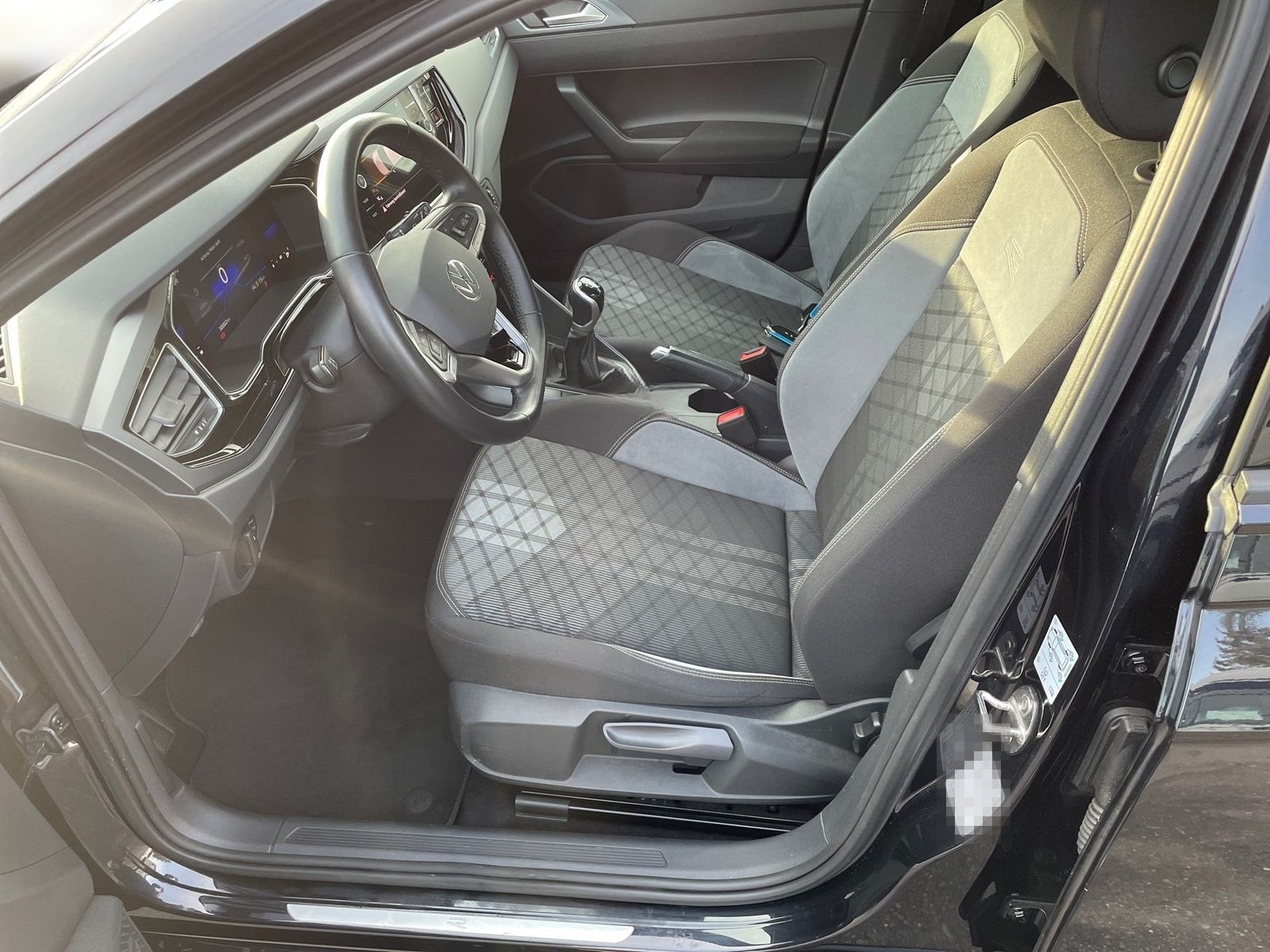 Volkswagen Taigo 1.0 TSI R-Line *MATRIX*KAMERA*NAVI* foto 10