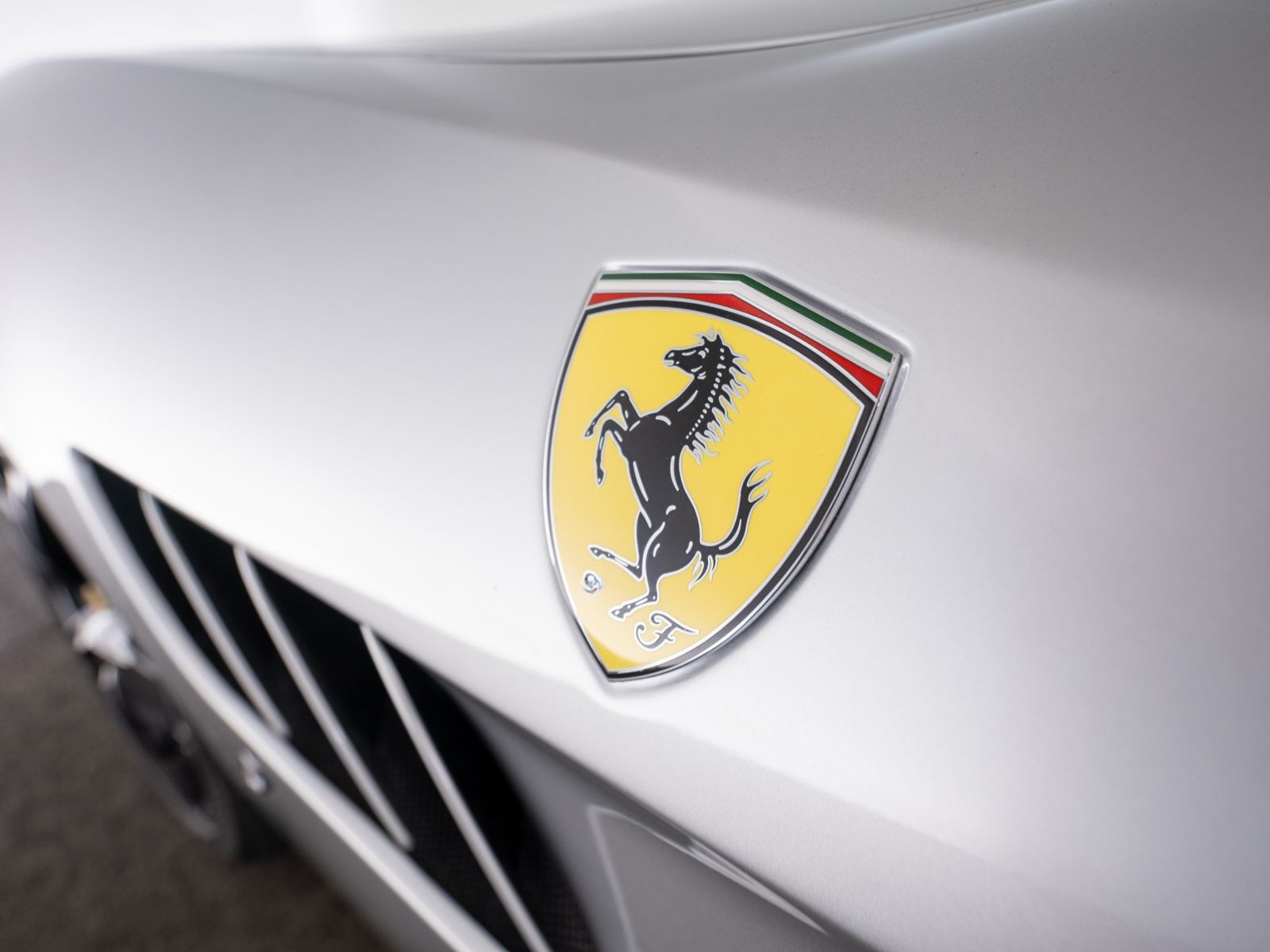 Ferrari GTC4Lusso foto 4