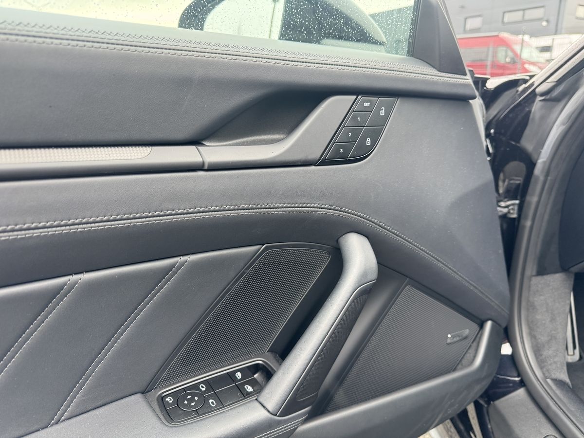 Porsche 992.2 GTS+SportDesign+InnoDrive+Bose+Pano+Cluble foto 17