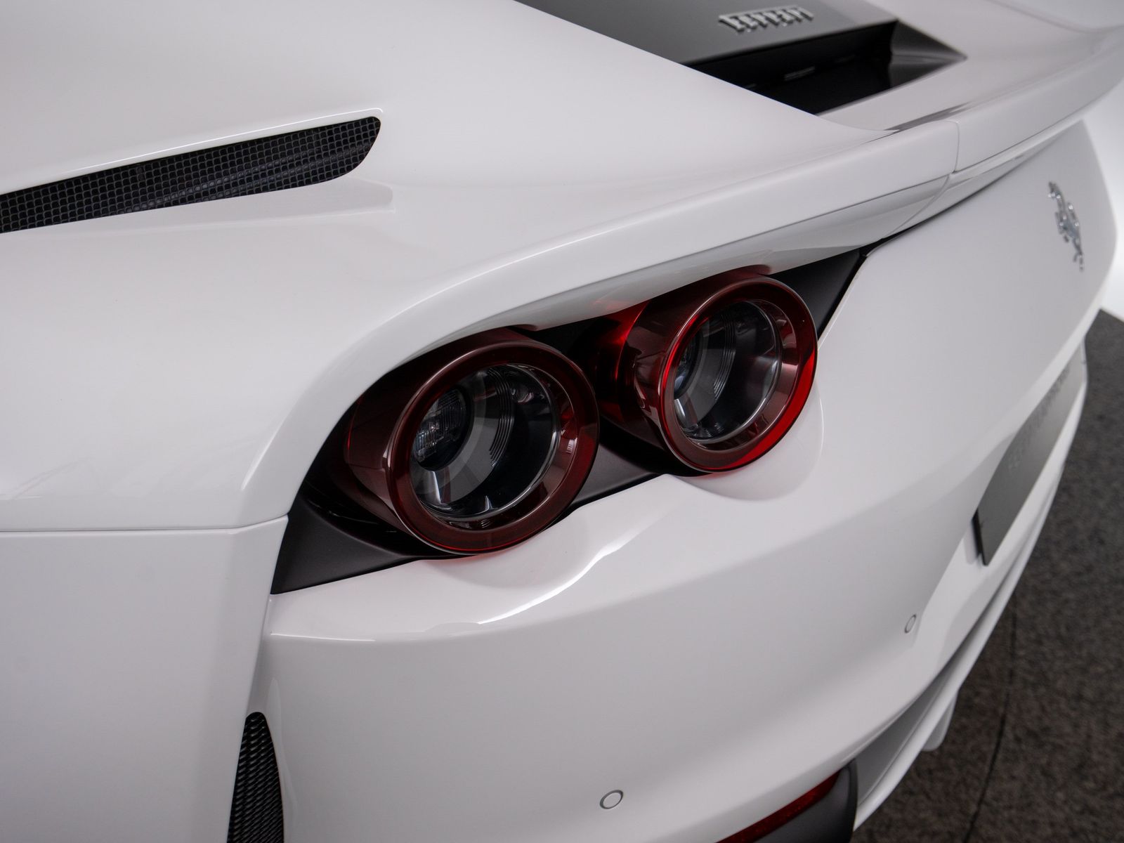 Ferrari 812 Superfast FERRARI SINGEN foto 14