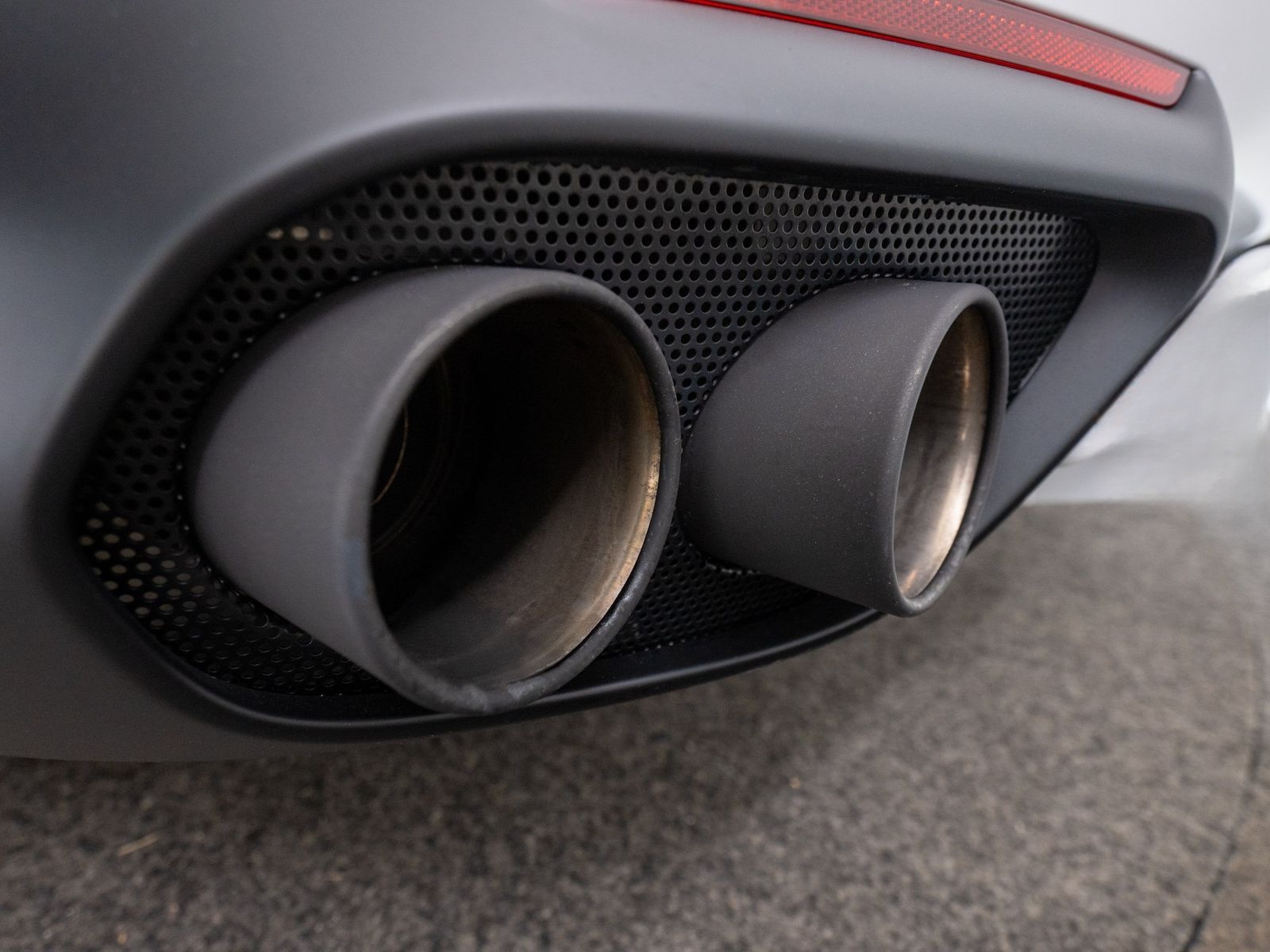 Ferrari 812 Superfast FERRARI SINGEN foto 15