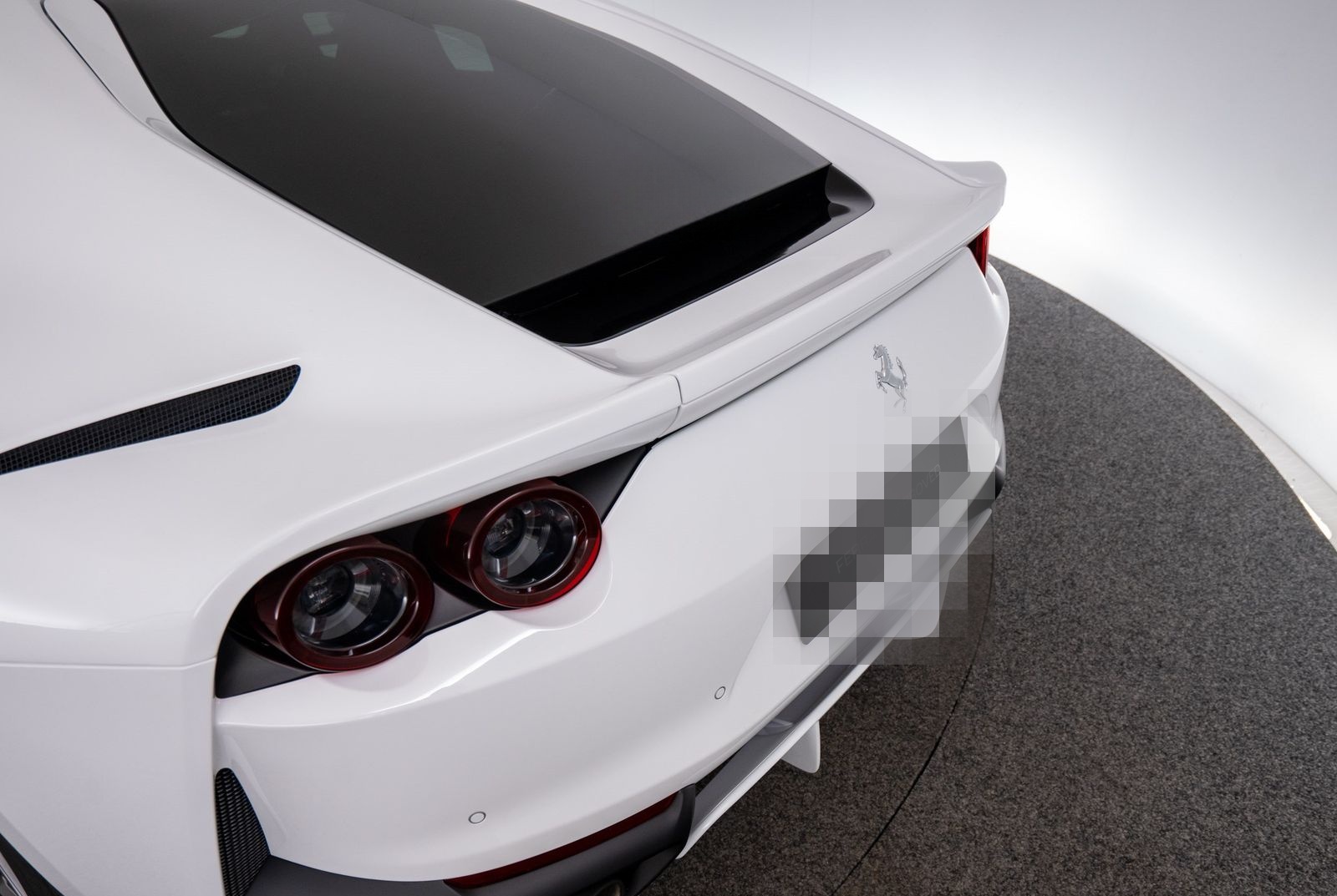 Ferrari 812 Superfast FERRARI SINGEN foto 17