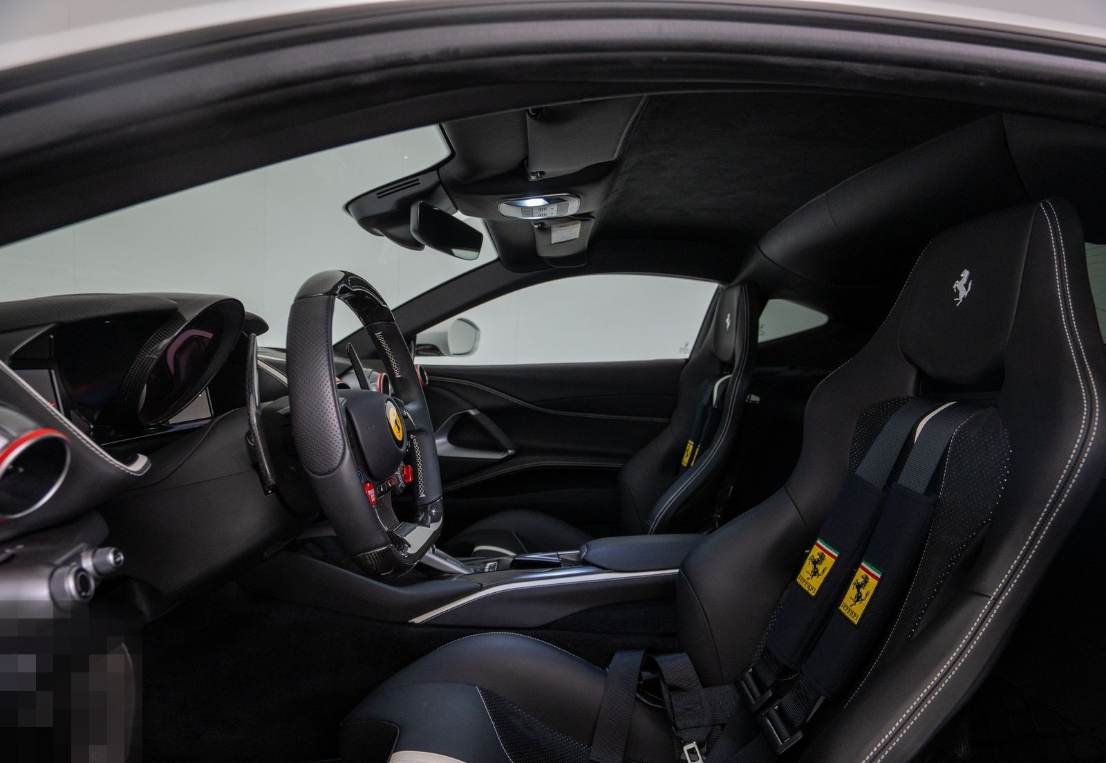 Ferrari 812 Superfast FERRARI SINGEN foto 22
