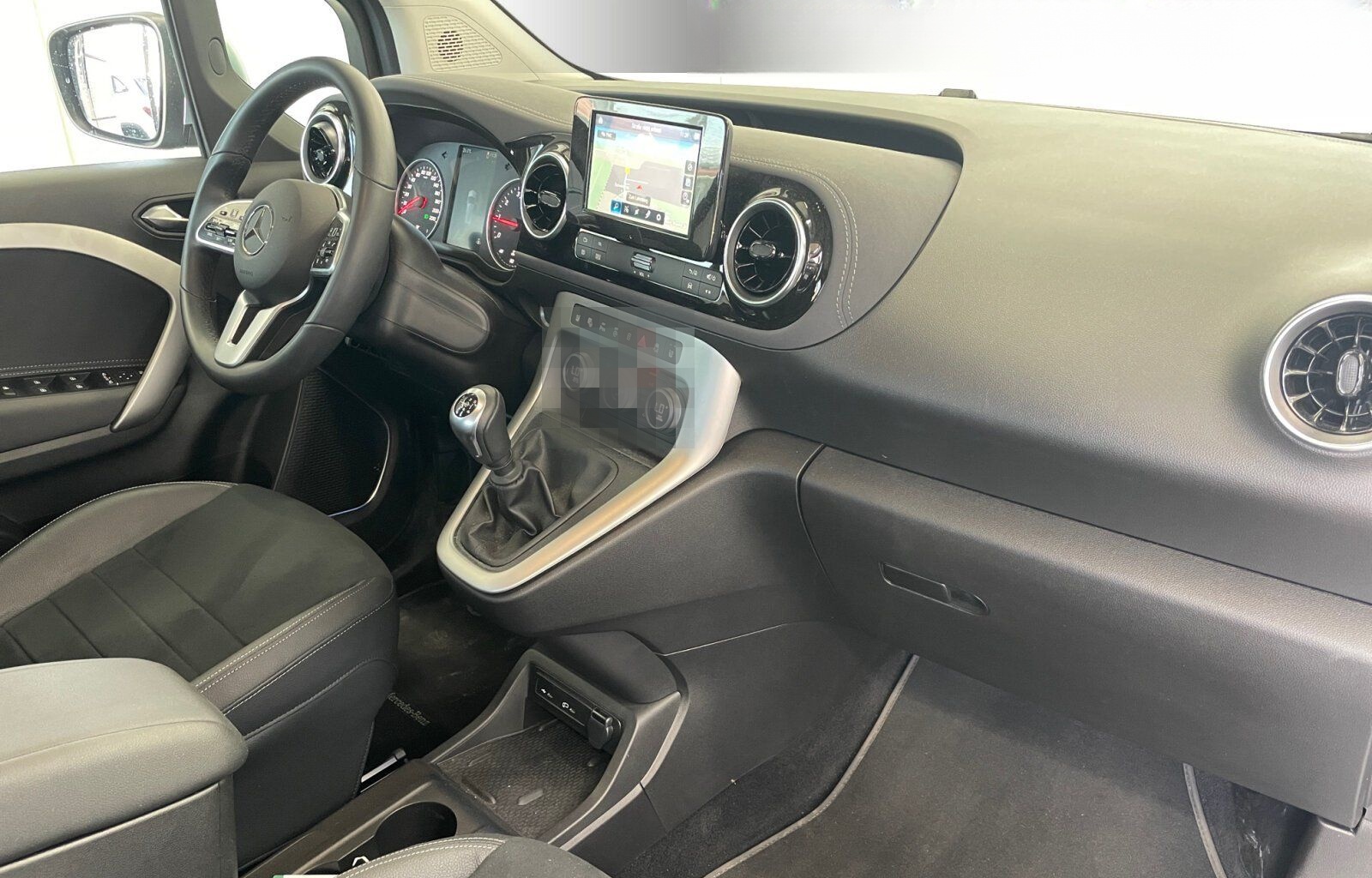 Mercedes-Benz T 180 Progressive LED KeylessGo Kamera Navi DAB foto 12