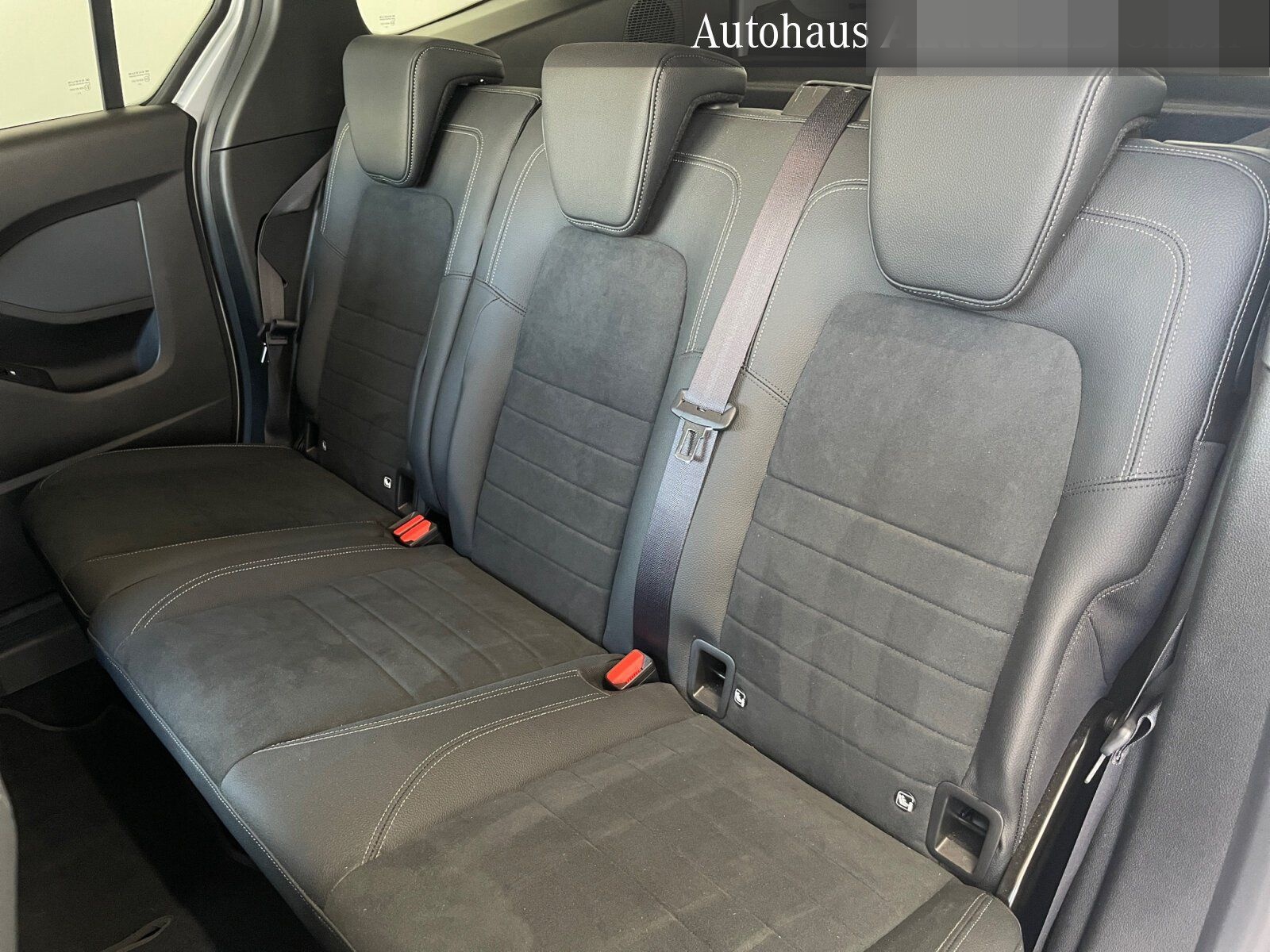 Mercedes-Benz T 180 Progressive LED KeylessGo Kamera Navi DAB foto 13
