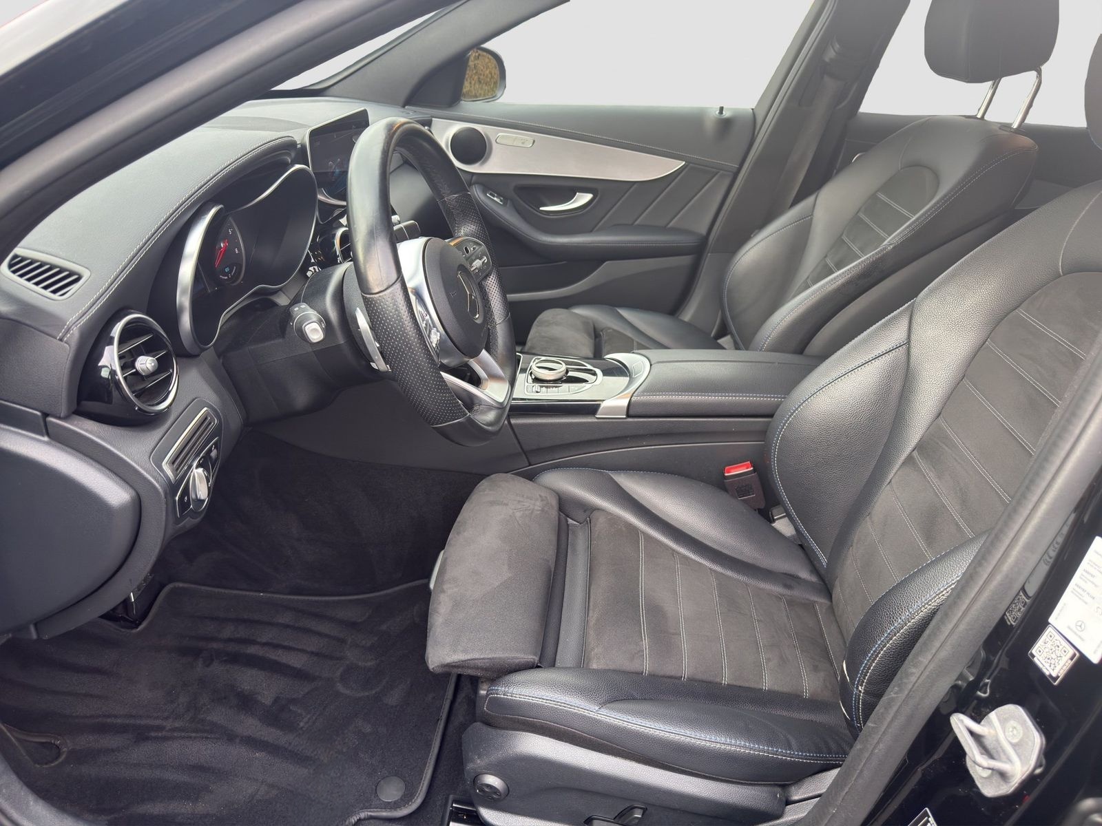 Mercedes-Benz C 300 de AMG Night Edition, Navi, PDC, LED, SHZ, foto 6