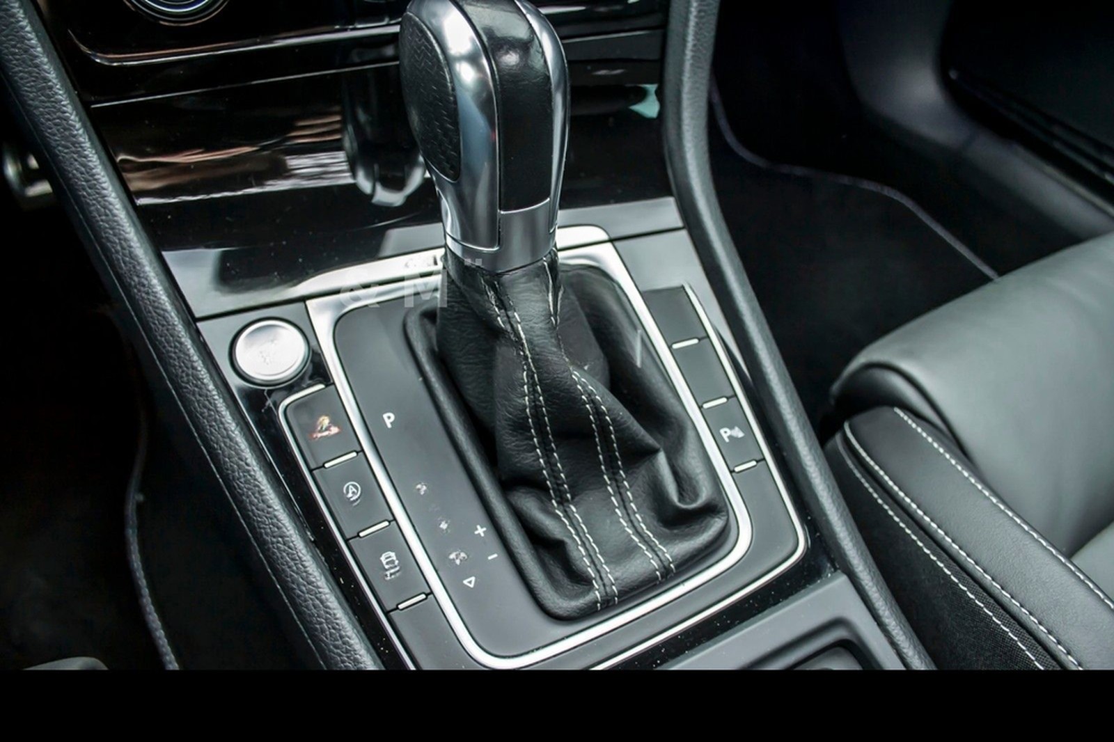 Volkswagen Golf VII 7R Variant DSG PANO DCC CAM. 3.HD foto 27