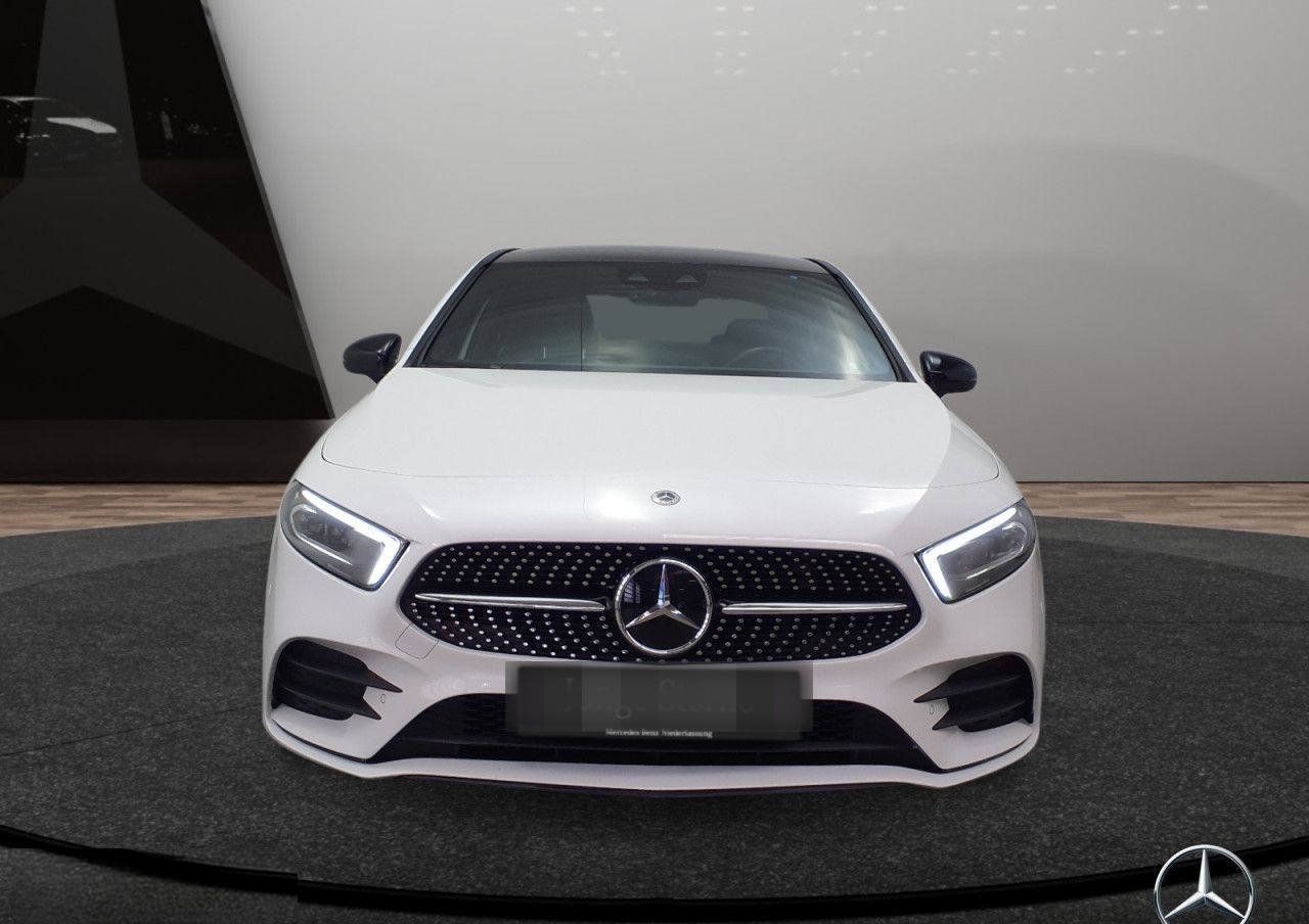 Mercedes-Benz A 250 Lim AMG Night/MBUX HiEnd/Distr/Pano/Mbeam foto 3
