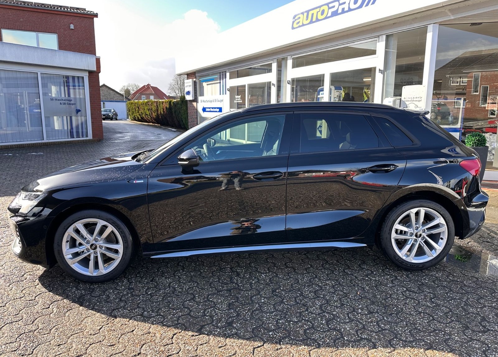 Audi A3 Sportback 35 TFSI S line S Tron. Navi/ACC/LED foto 4