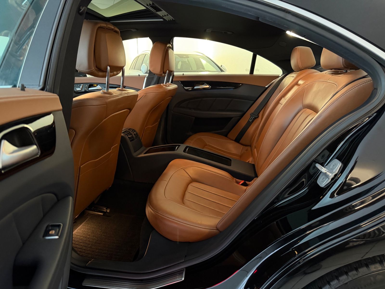 Mercedes-Benz CLS 350 BlueTec,d 4Matic,360*Kam,Multibeam,Harma foto 15