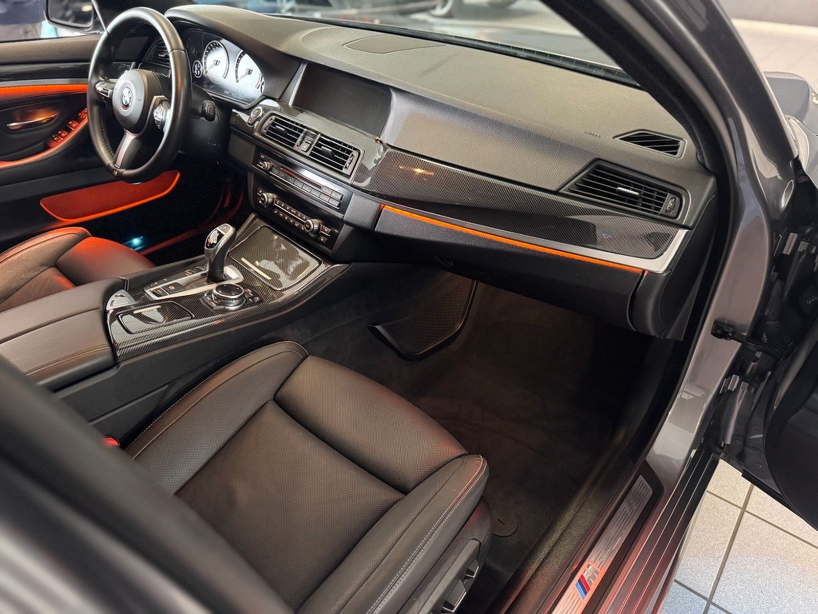 BMW 535i M Paket Vollausstattung Carbon Top Zustand foto 12