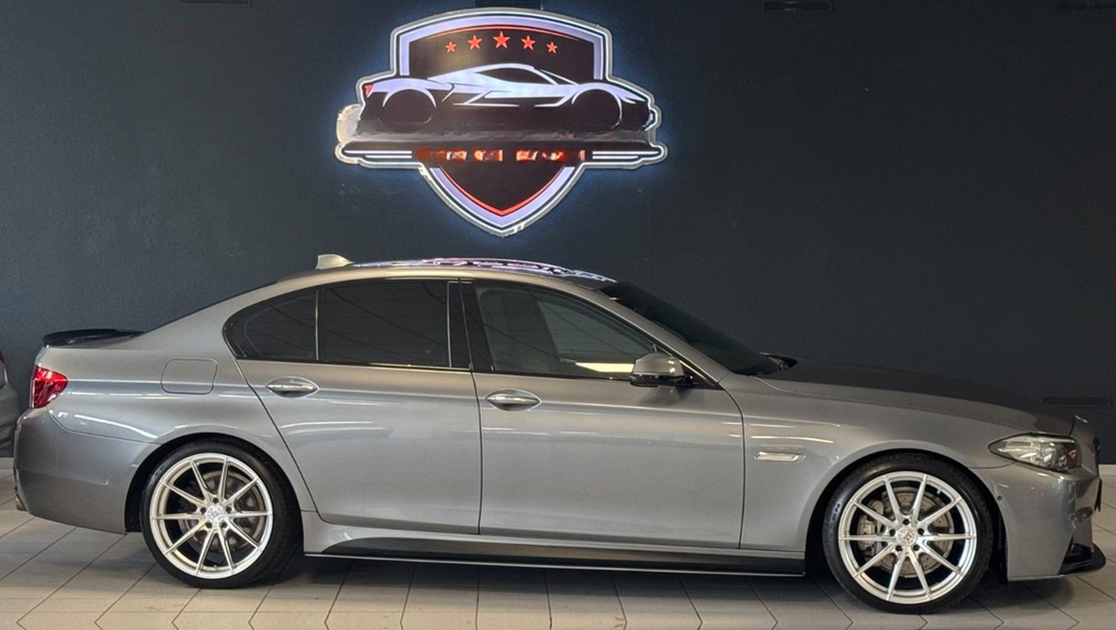 BMW 535i M Paket Vollausstattung Carbon Top Zustand foto 4