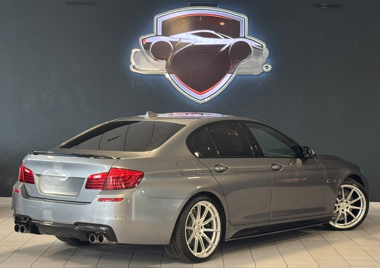 BMW 535i M Paket Vollausstattung Carbon Top Zustand foto 5