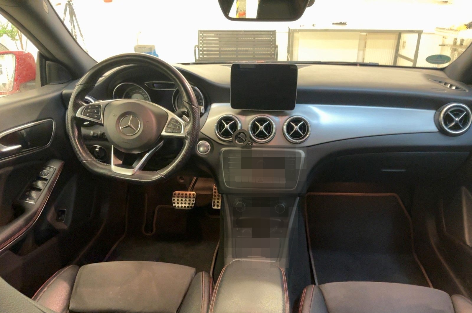 Mercedes-Benz CLA 200 Shooting Brake +AMG-LINE+LED+NAVI+2.HND+ foto 7