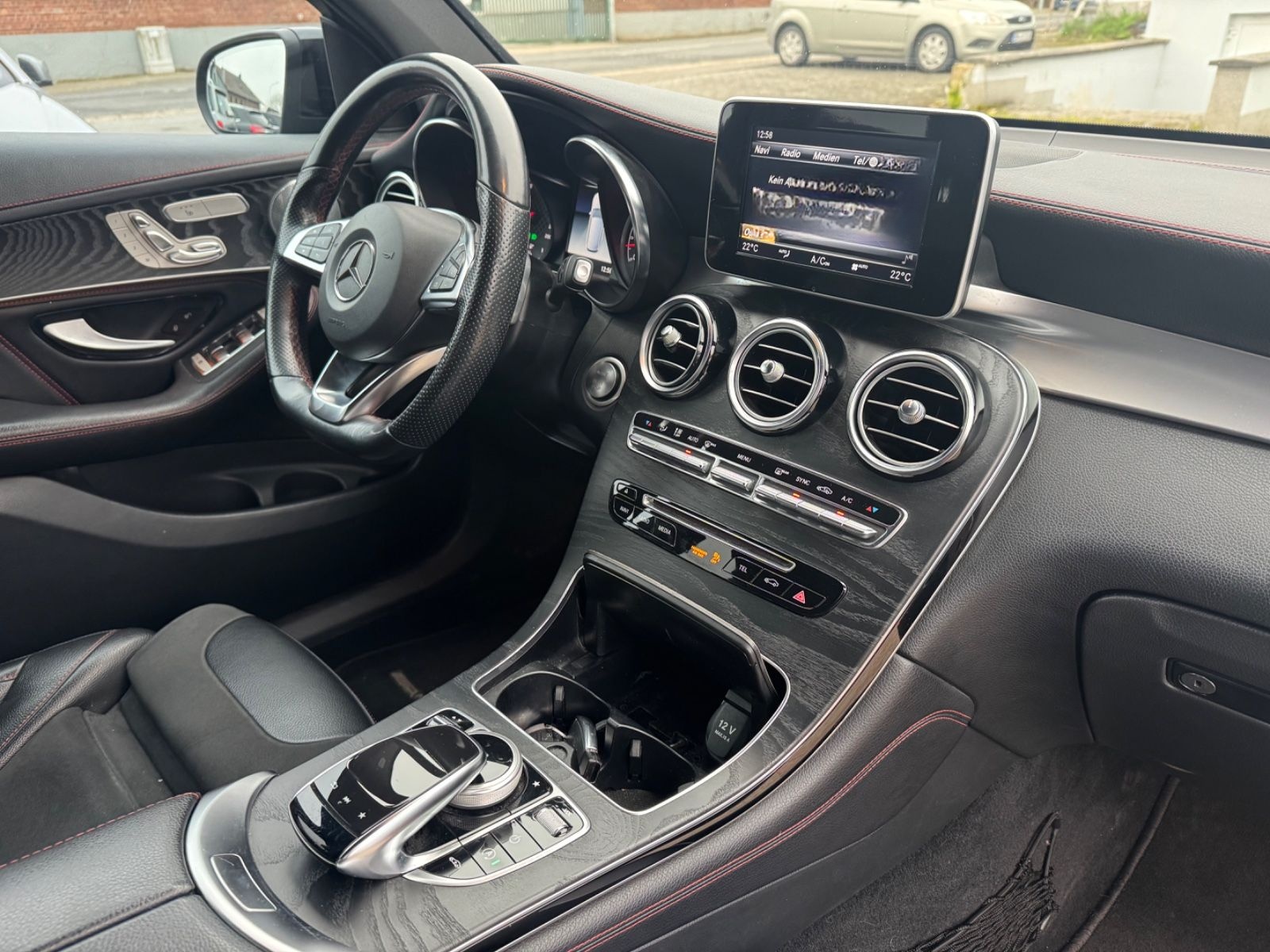 Mercedes-Benz GLC 43 AMG 4Matic 9G Tronic Nightpaket Burmester foto 15