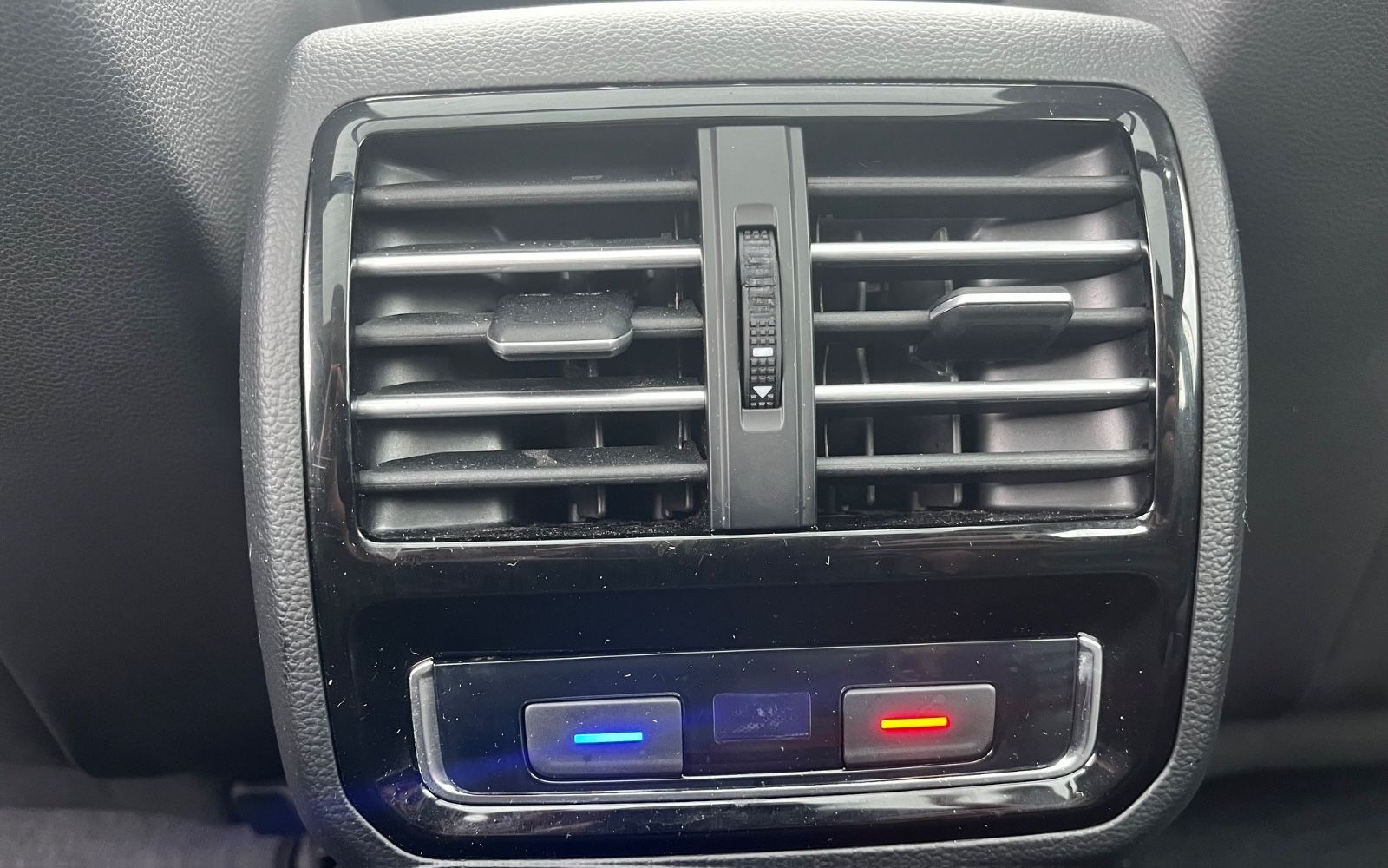 Volkswagen Passat Variant Comfortline *Pano/Navi/Kamera* foto 17