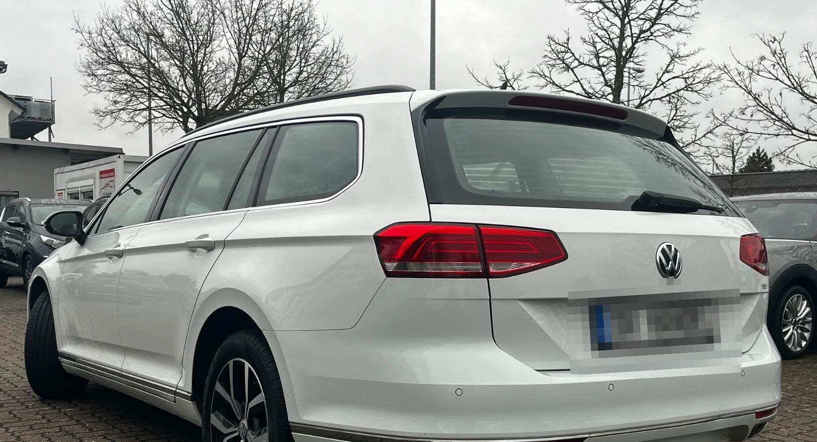 Volkswagen Passat Variant Comfortline *Pano/Navi/Kamera* foto 7