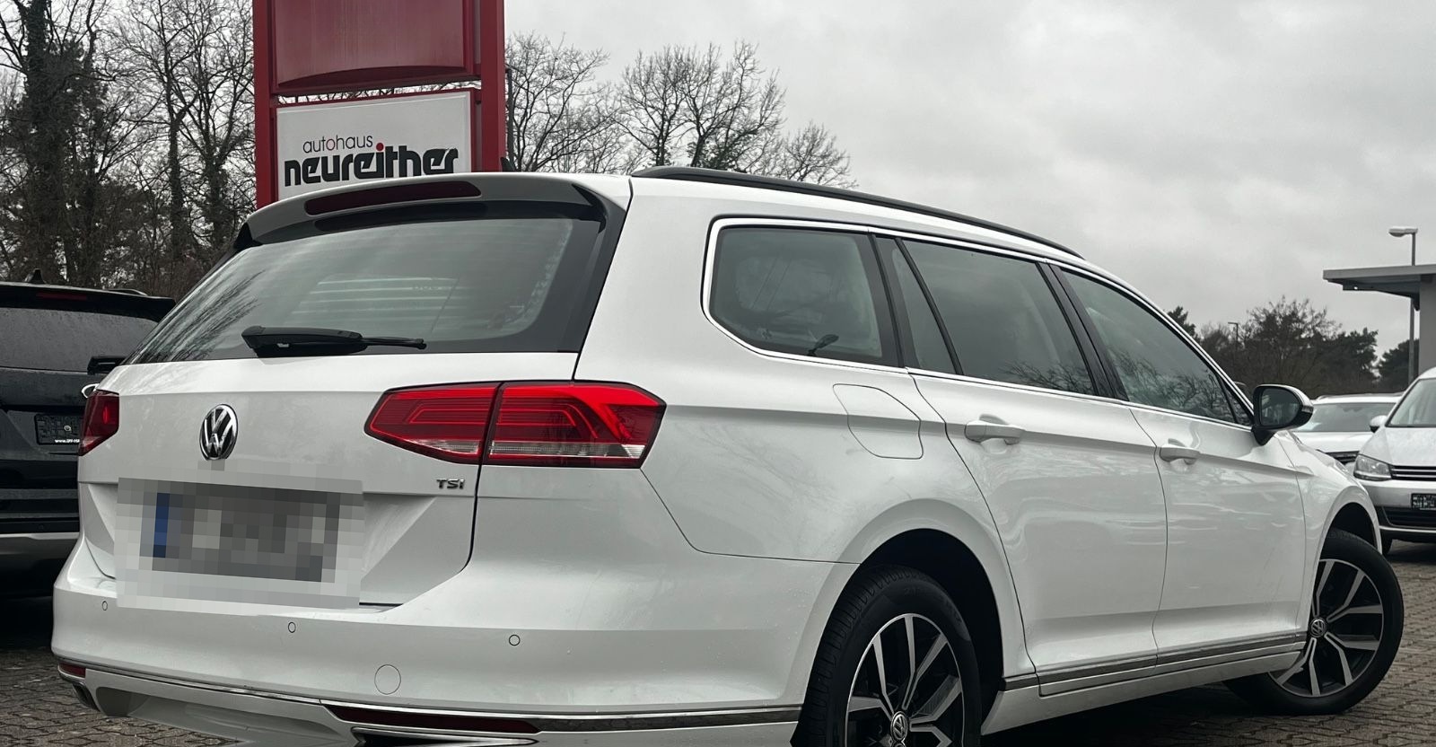 Volkswagen Passat Variant Comfortline *Pano/Navi/Kamera* foto 8