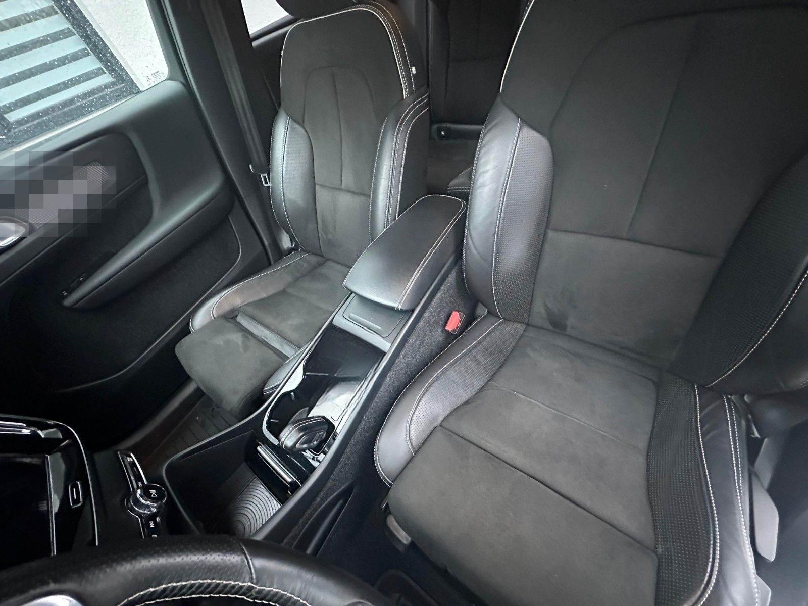 Volvo XC40 R Design AWDI AUTOM. I LEDER I NAVI I AHK foto 12