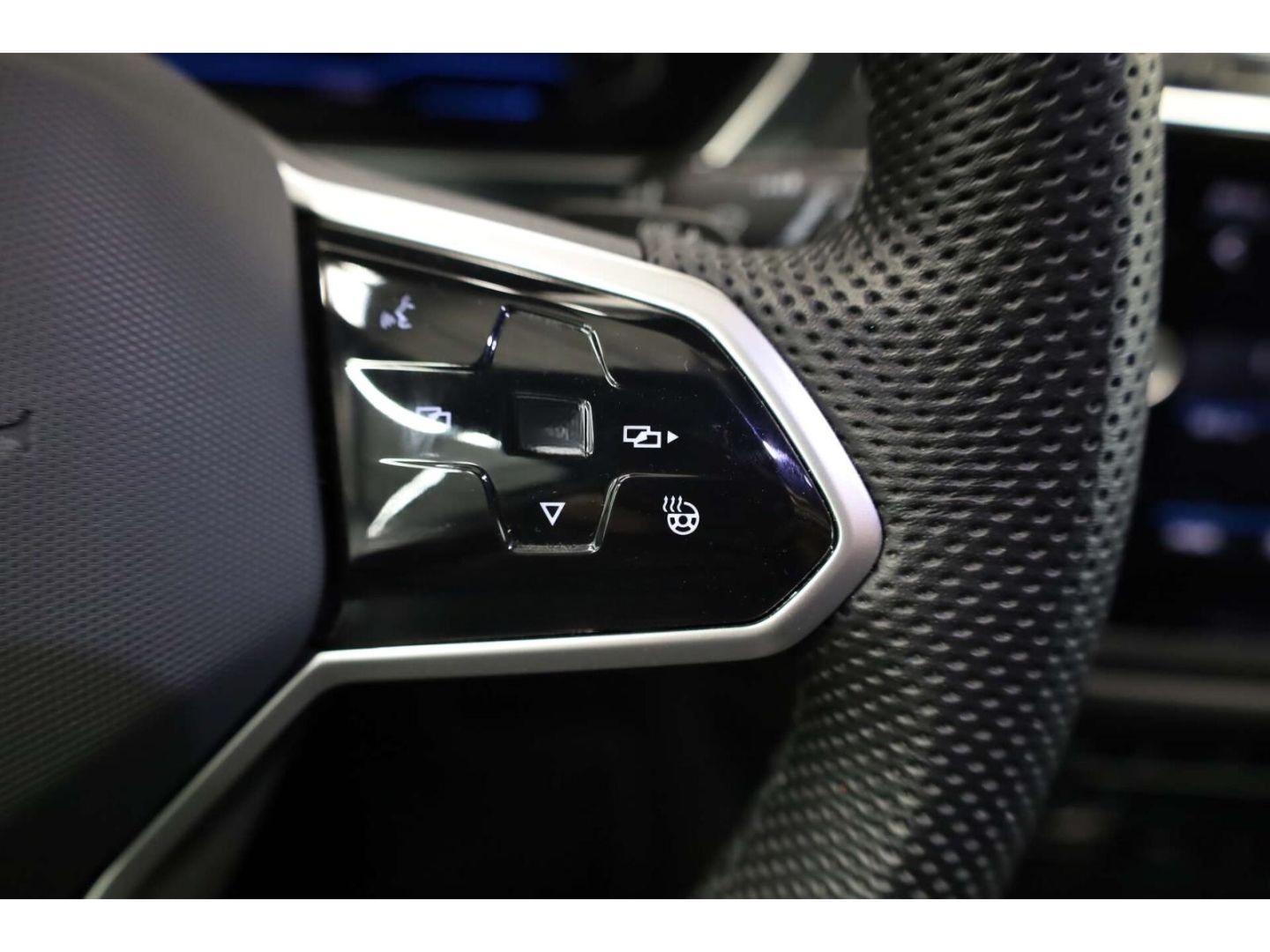 Volkswagen Tiguan 2.0 TDI 4Motion R-Line Black Style foto 11