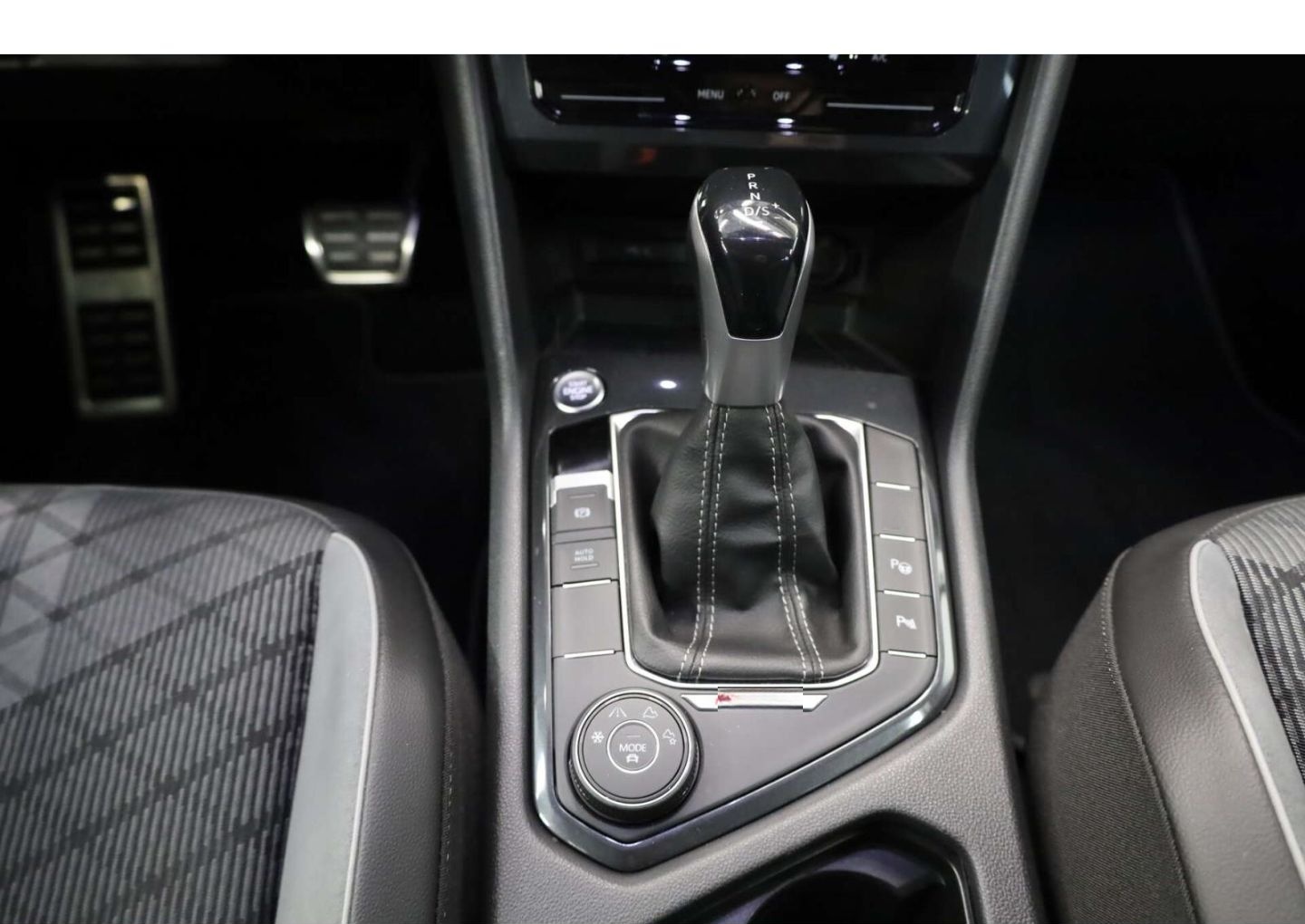 Volkswagen Tiguan 2.0 TDI 4Motion R-Line Black Style foto 13