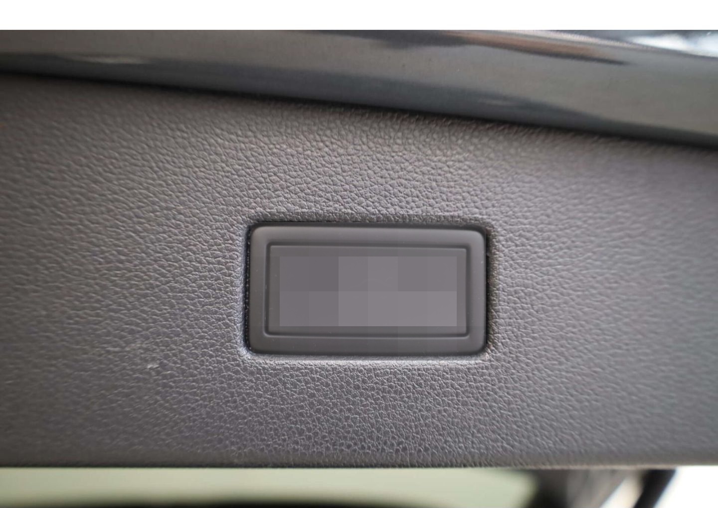 Volkswagen Tiguan 2.0 TDI 4Motion R-Line Black Style foto 17