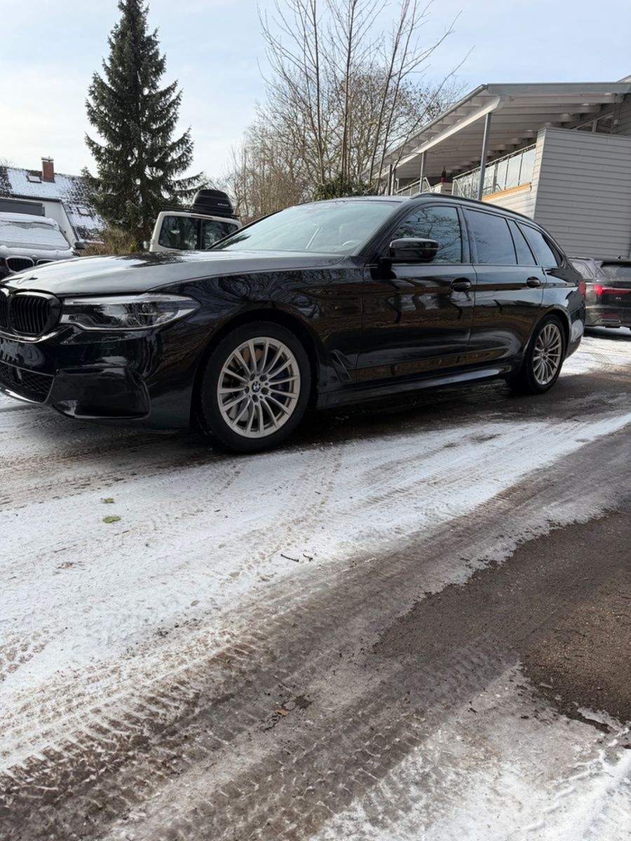 BMW 540i xDrive M-Paket Touring, H&K, Panorama foto 2