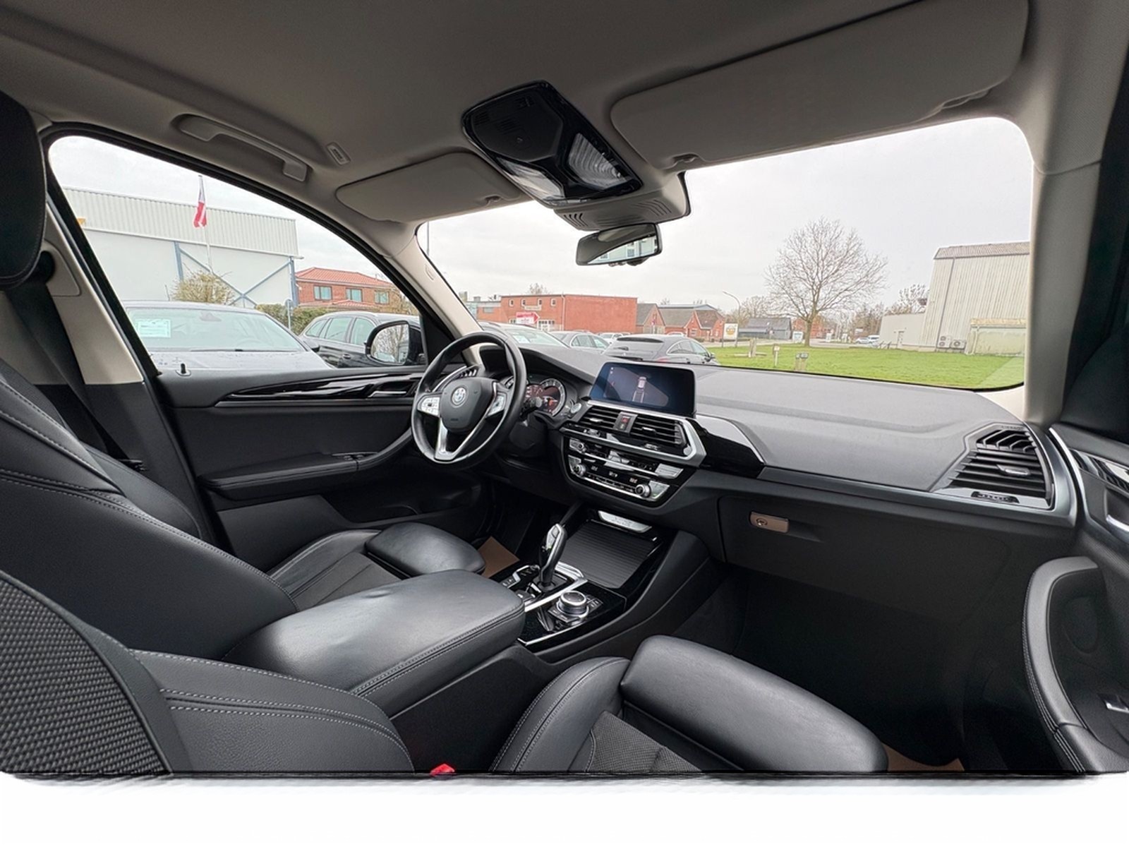 BMW X3 xDrive 30i xLine LED NAVI PDC SHZ TÜV 1HAND foto 11