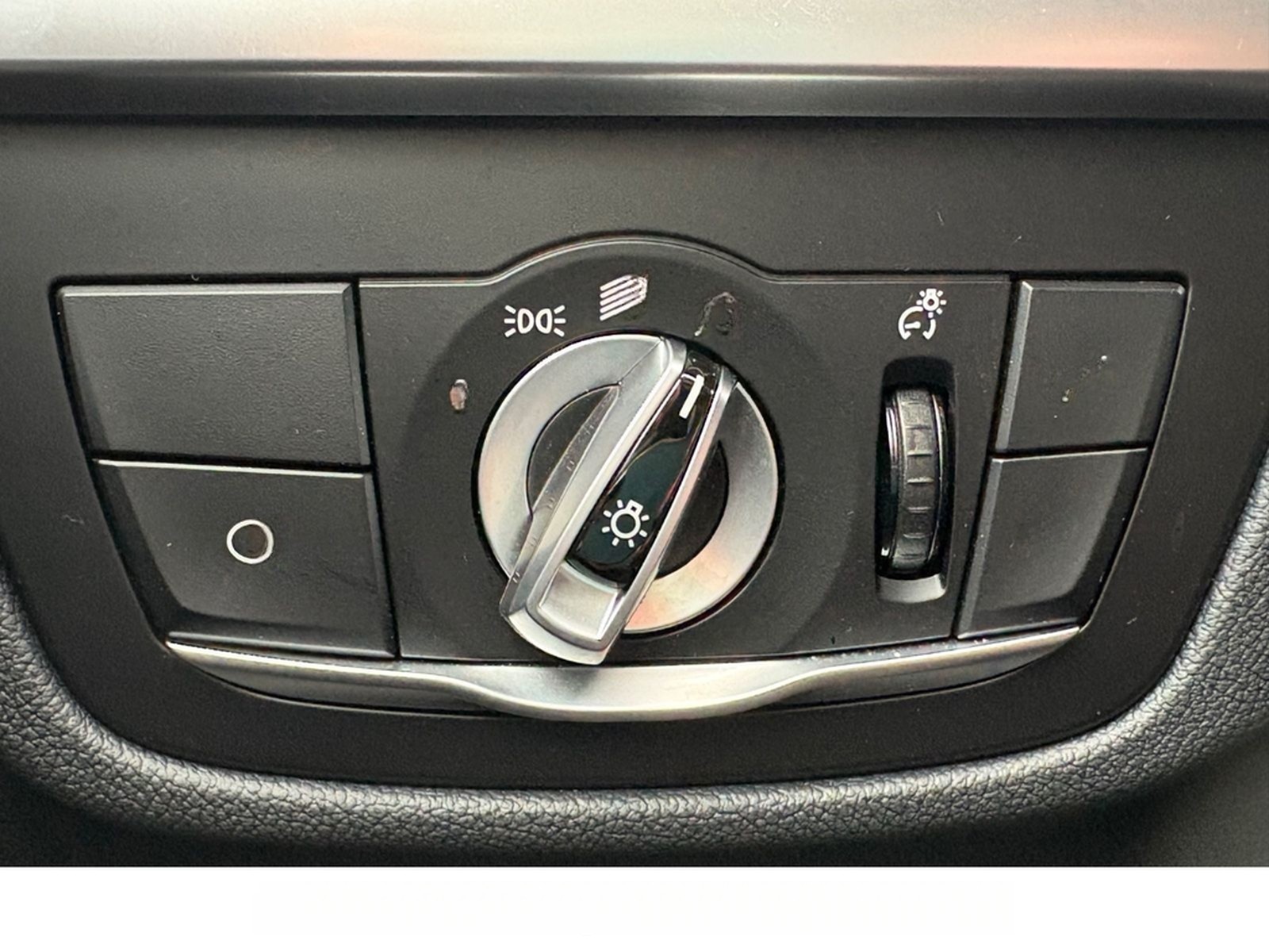 BMW X3 xDrive 30i xLine LED NAVI PDC SHZ TÜV 1HAND foto 13